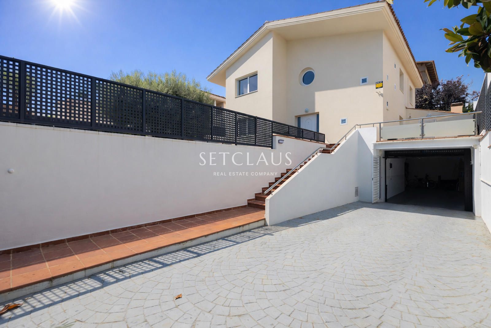 Comprar Chalet independiente con jardín de 325 m² y 5 habitaciones en Can Teixidó (Alella) foto 77