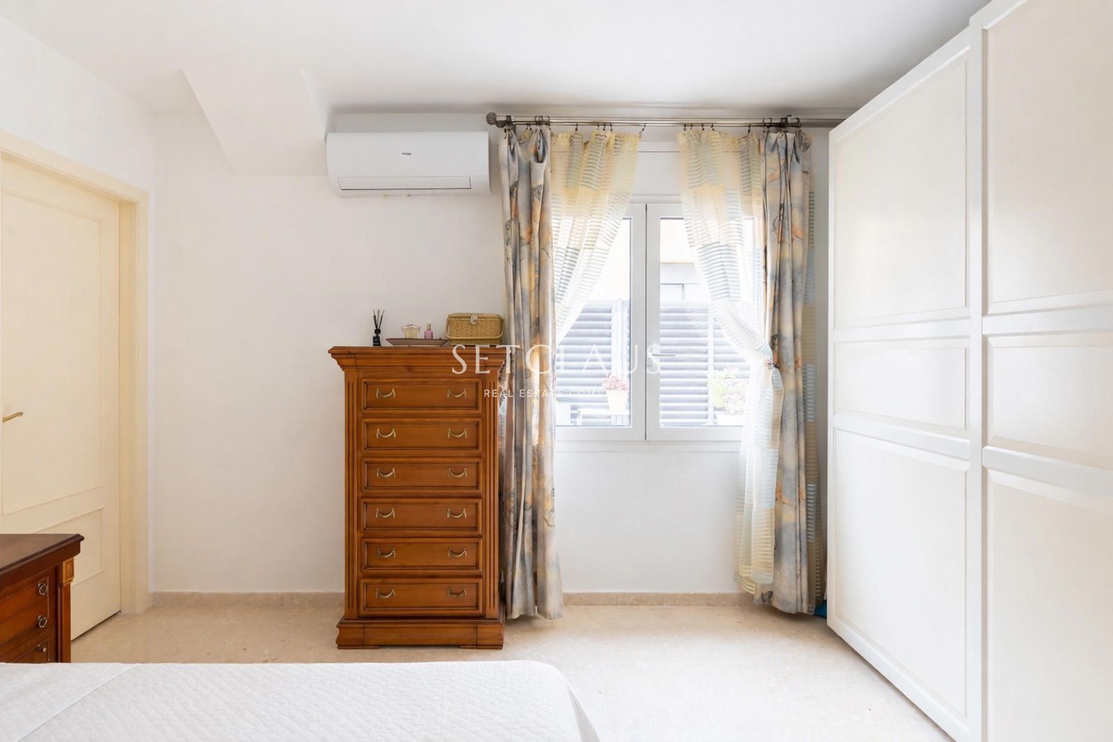 Comprar Chalet independiente con jardín de 325 m² y 5 habitaciones en Can Teixidó (Alella) foto 72