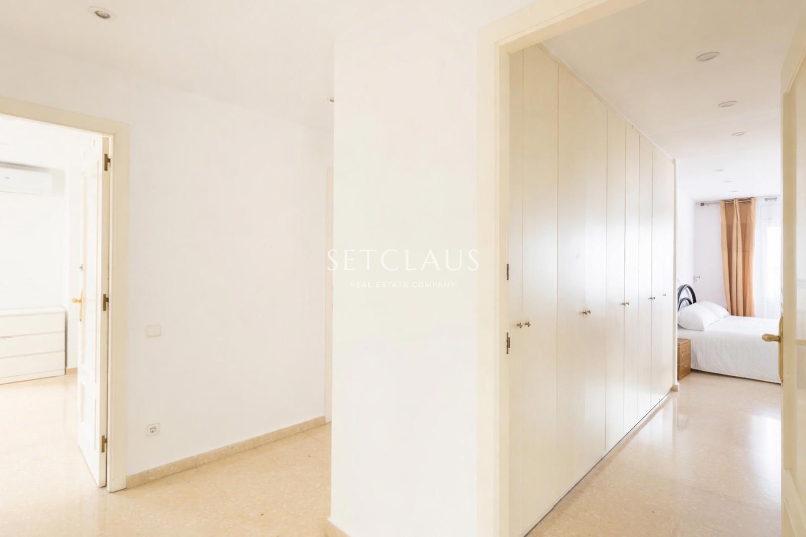 Comprar Chalet independiente con jardín de 325 m² y 5 habitaciones en Can Teixidó (Alella) foto 26