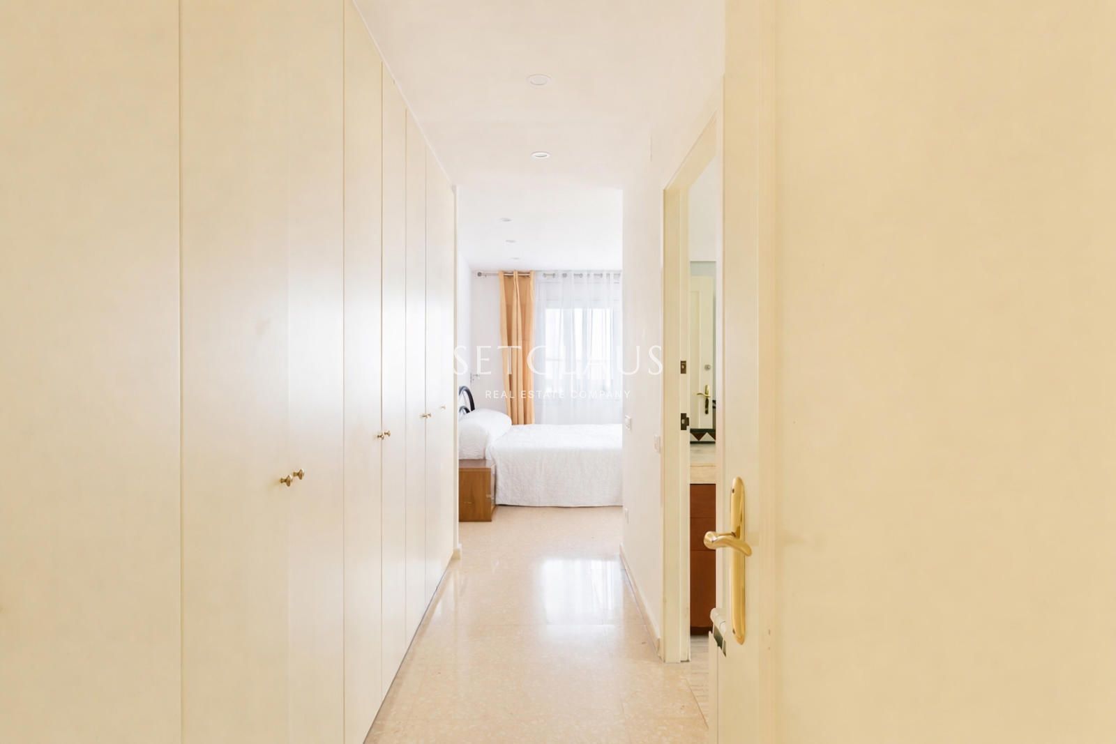 Comprar Chalet independiente con jardín de 325 m² y 5 habitaciones en Can Teixidó (Alella) foto 27