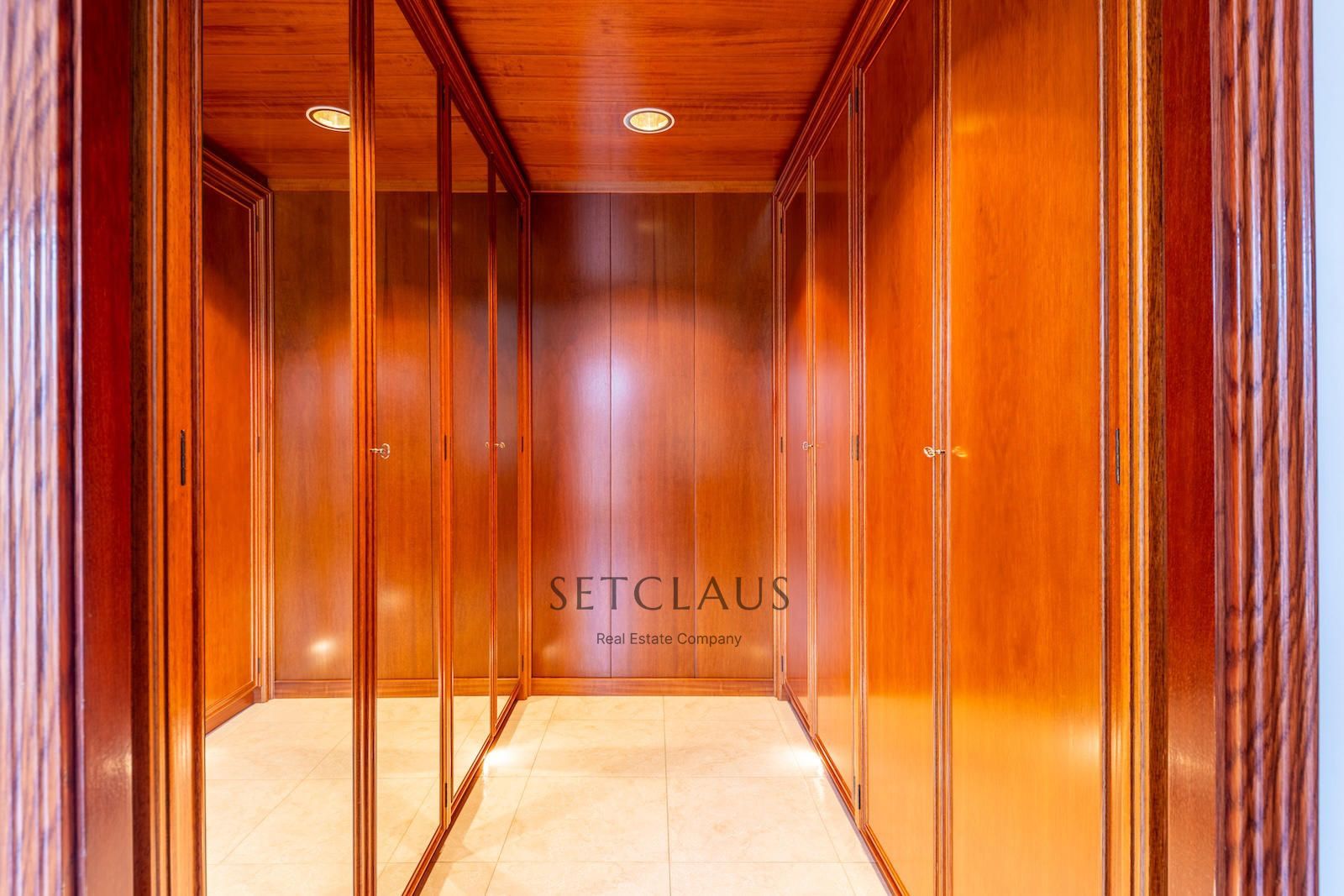 Comprar Ático XXL en pleno centro de Badalona foto 27