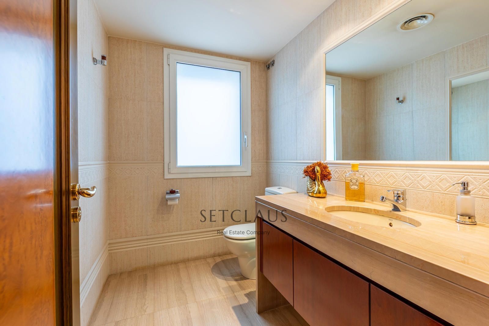 Comprar Ático XXL en pleno centro de Badalona foto 38