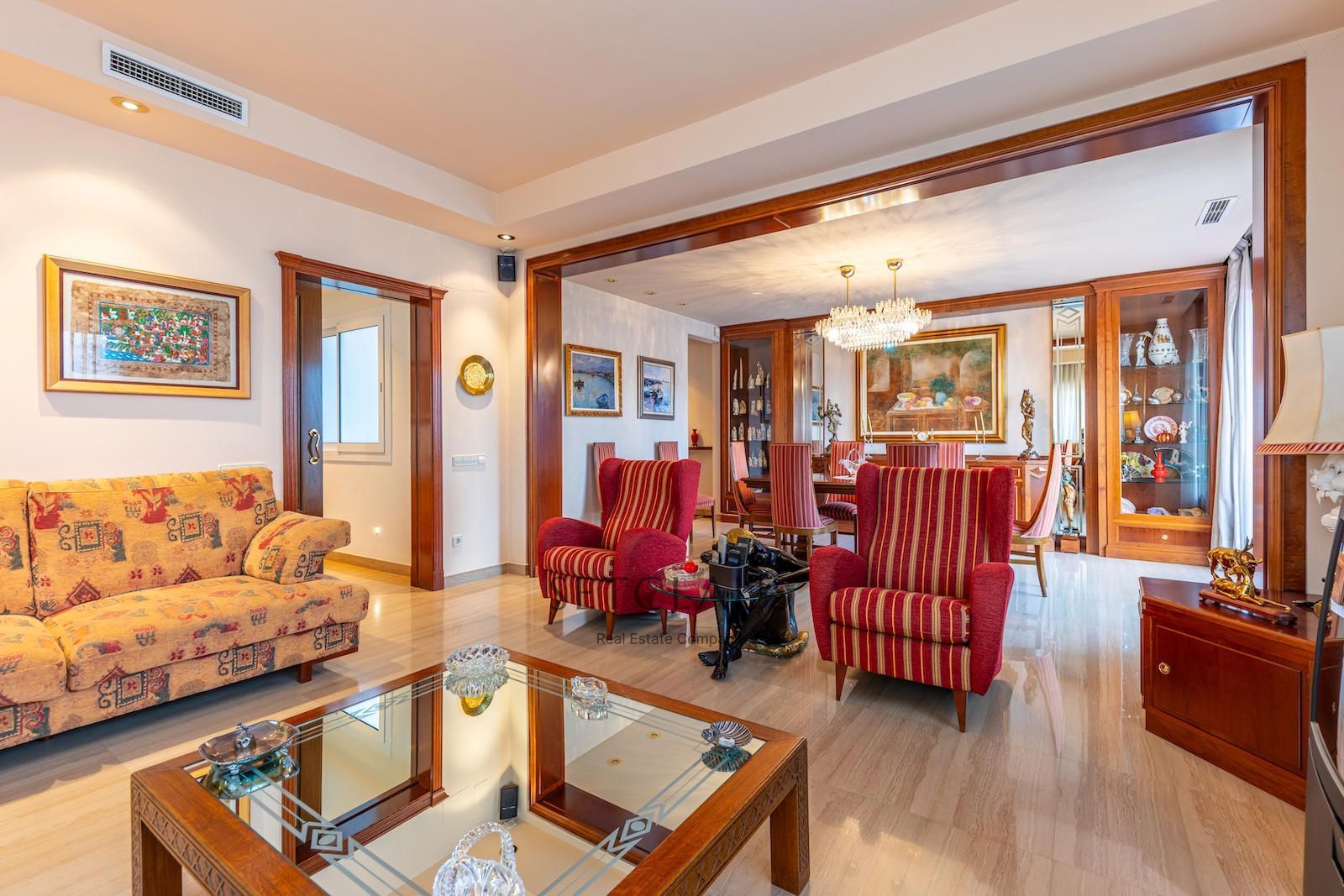 Comprar Ático XXL en pleno centro de Badalona foto 3