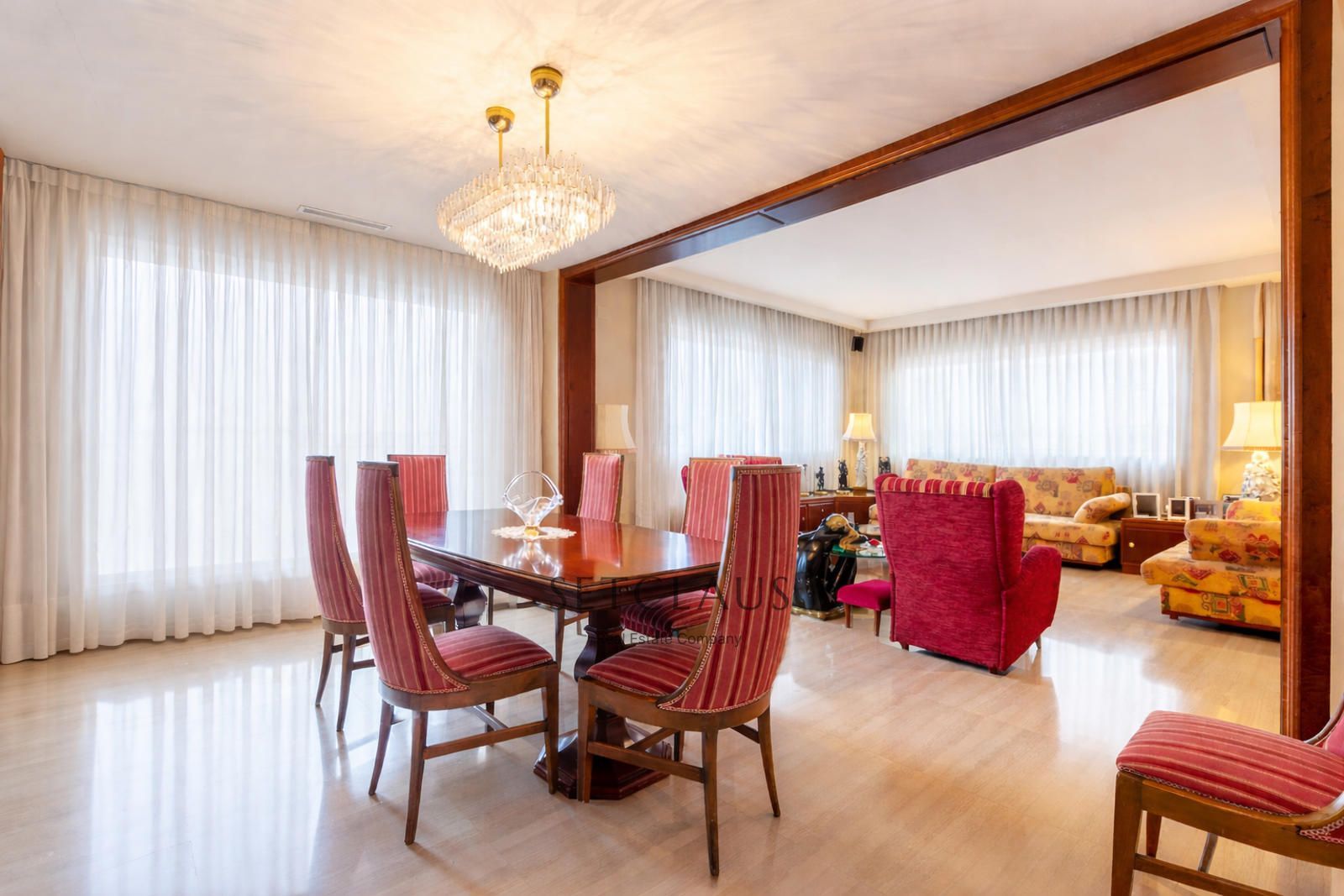 Comprar Ático XXL en pleno centro de Badalona foto 9