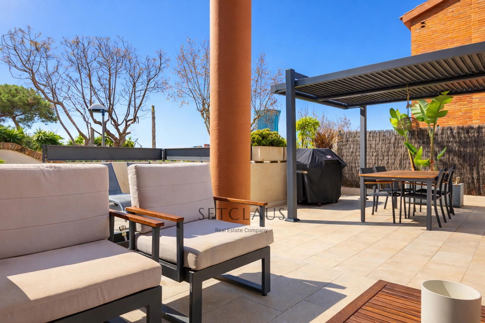 Inmueble Exclusive detached villa in El Masnou with saltwater pool and southwest orientation, just minutes from the sea foto 16