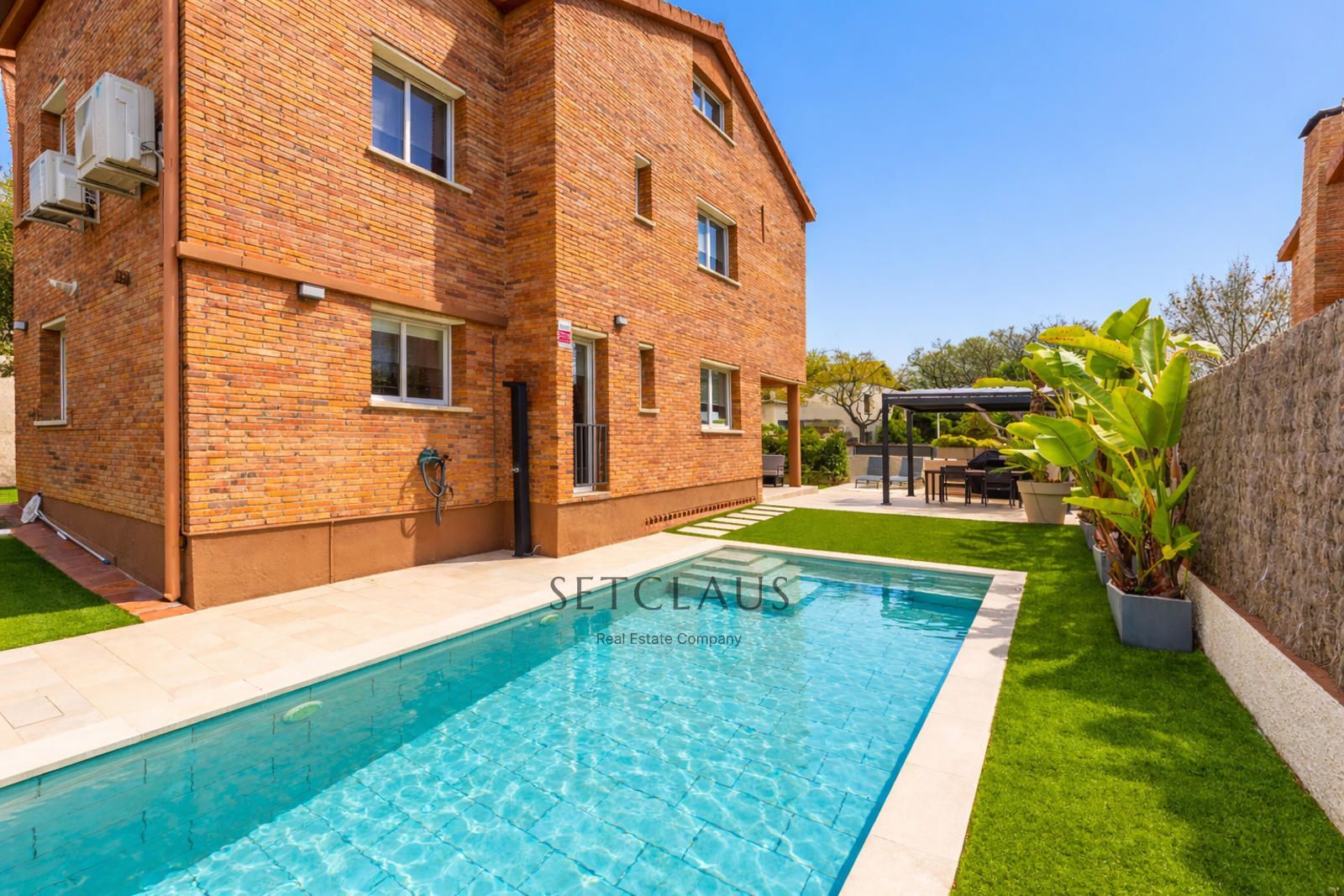 Inmueble Exclusive detached villa in El Masnou with saltwater pool and southwest orientation, just minutes from the sea foto 56