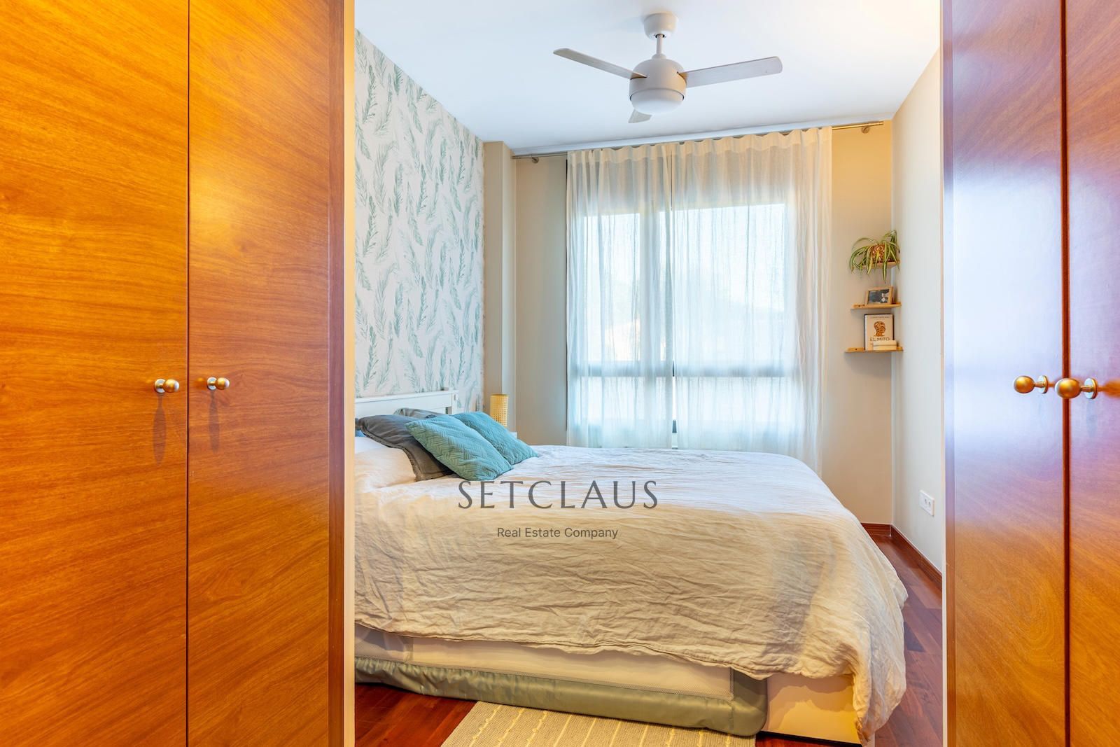 Comprar Planta baja con terraza y vistas al mar en finca con piscina en Teià foto 19