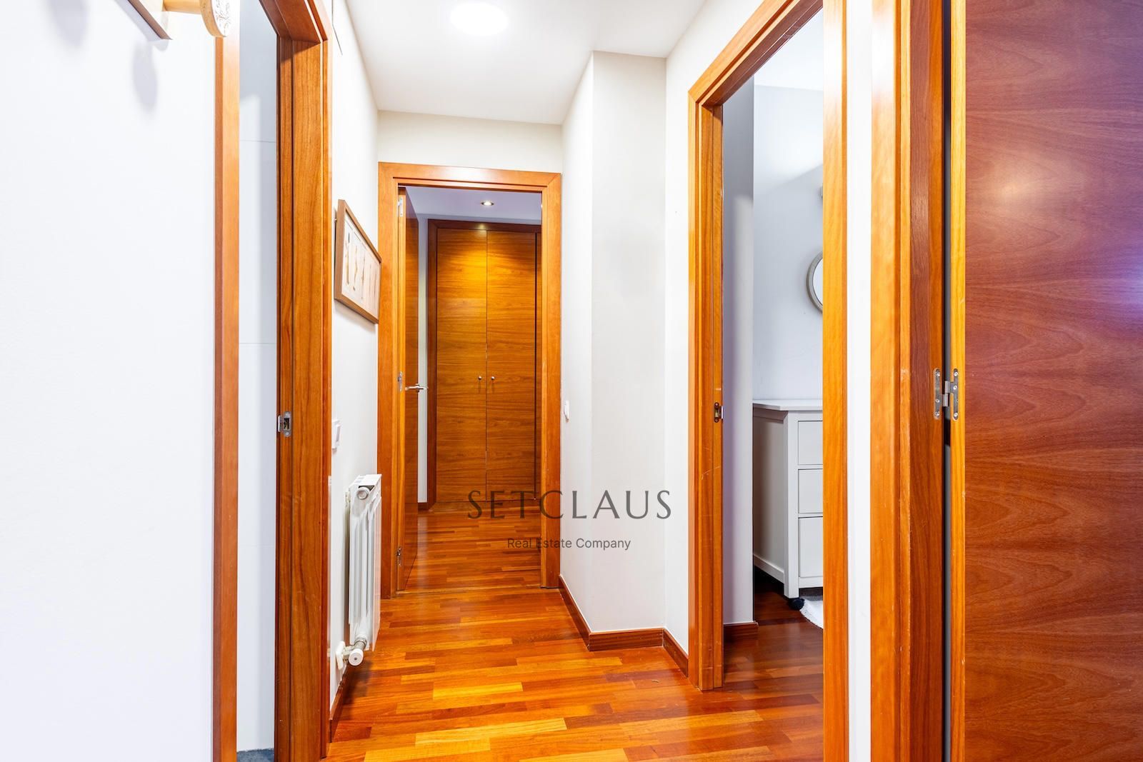 Comprar Planta baja con terraza y vistas al mar en finca con piscina en Teià foto 18