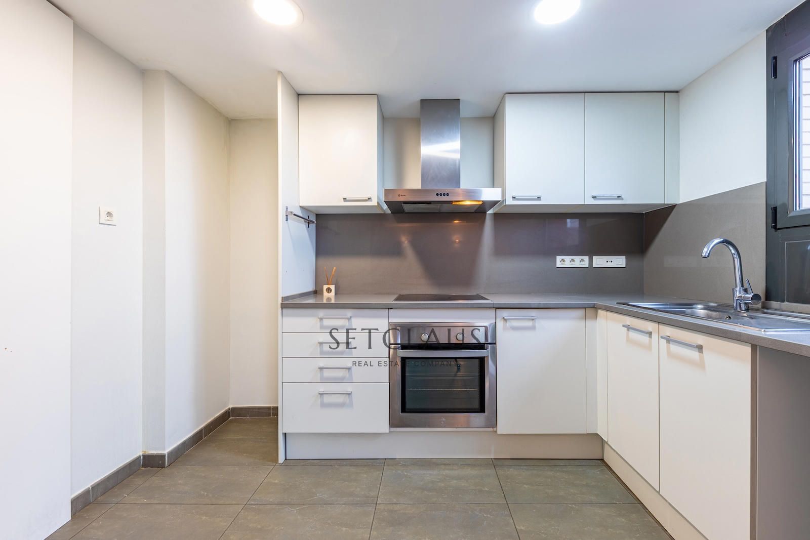 Inmueble Ático dúplex con vistas al mar y terraza solárium en El Masnou centro foto 13