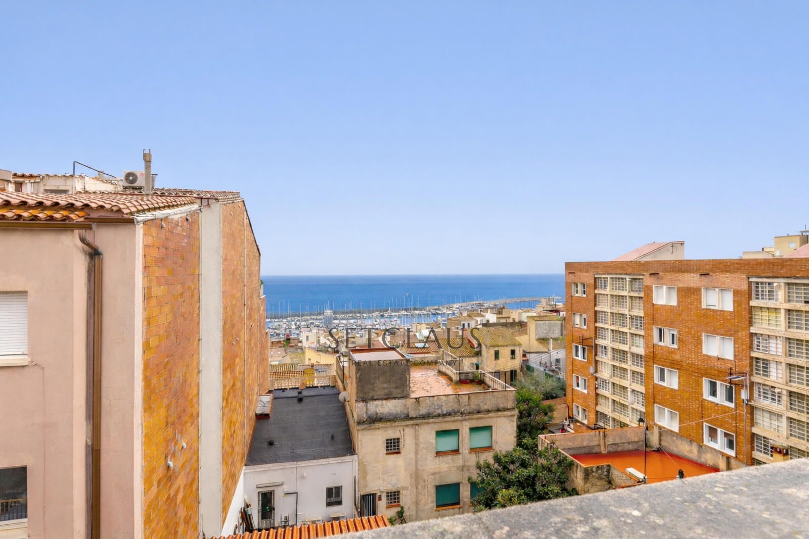 Inmueble Ático dúplex con vistas al mar y terraza solárium en El Masnou centro foto 9