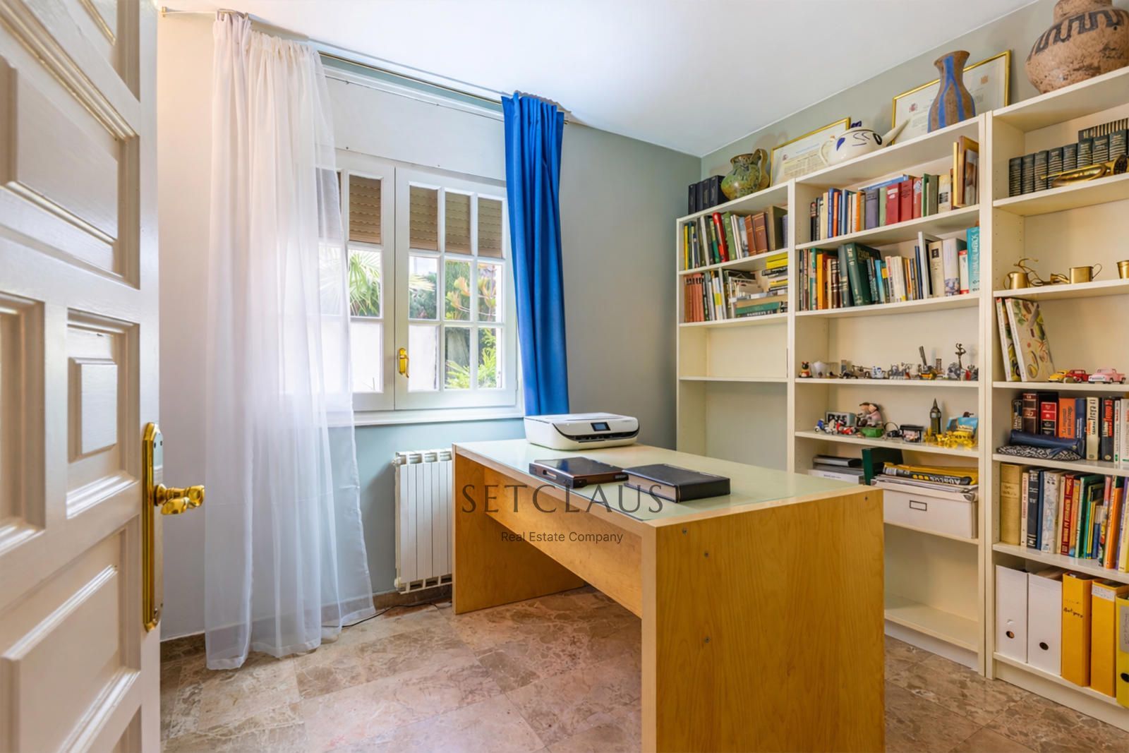 Comprar Chalet independiente con 6 habitaciones y jardín privado en Teià foto 33