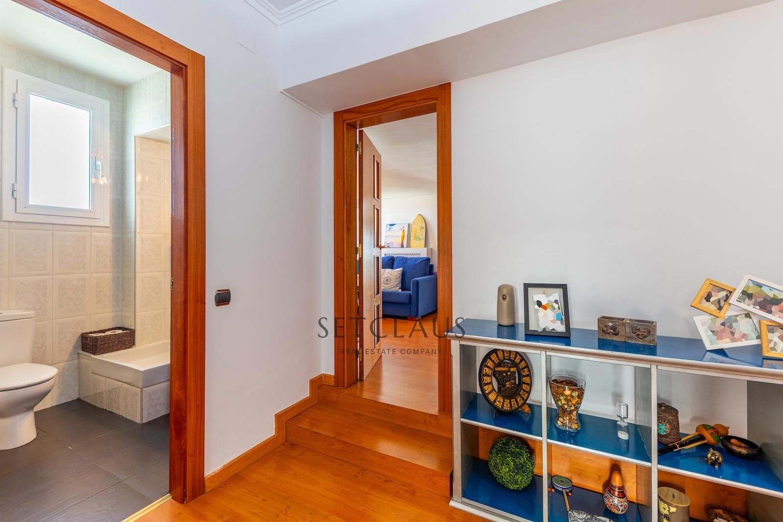 Comprar Dúplex en segunda línea de mar con vistas panorámicas y 2 plazas de garaje en Premià de Mar. foto 29