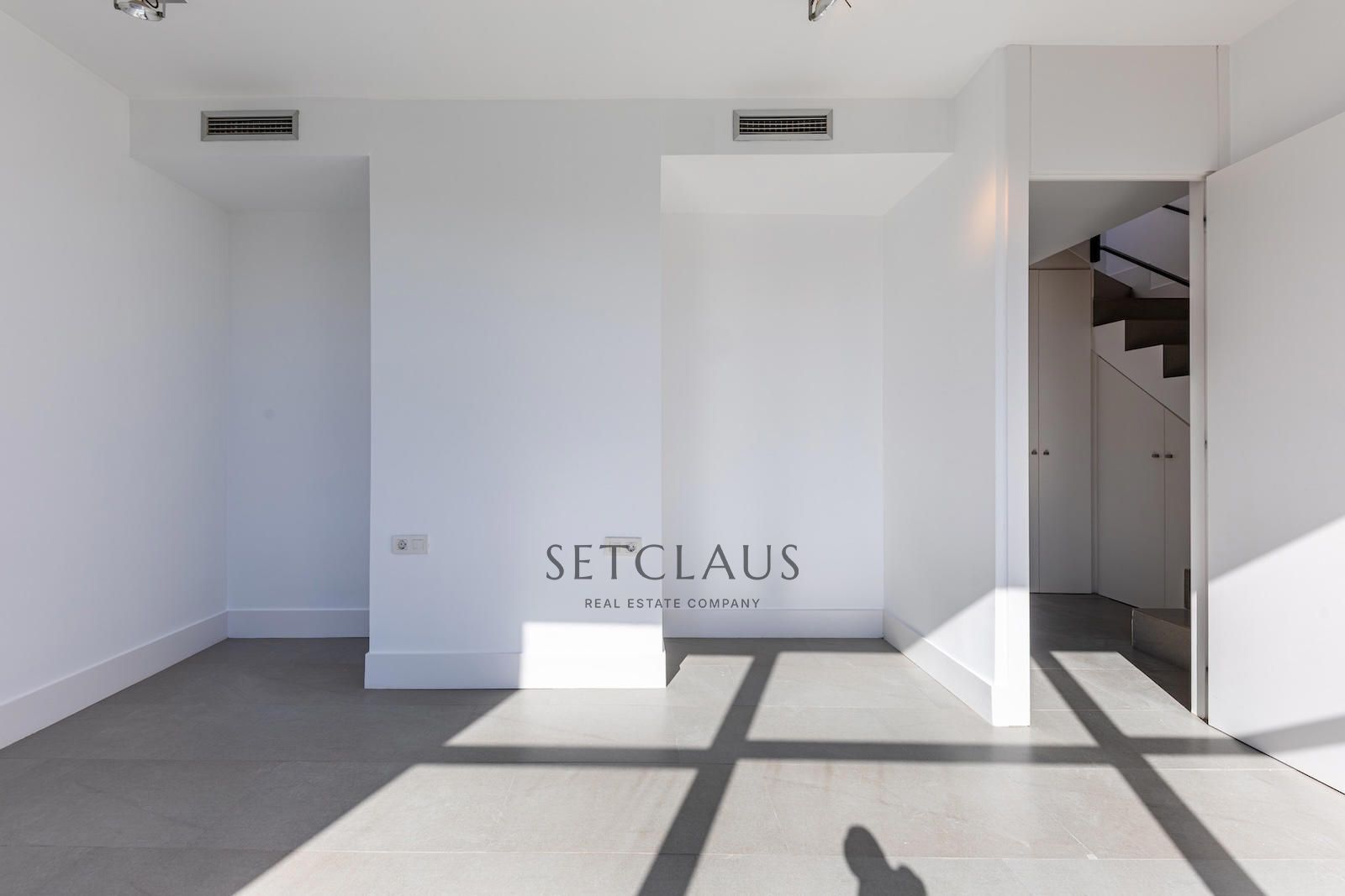 Inmueble MASNOU. Designer duplex penthouse with communal pool foto 16