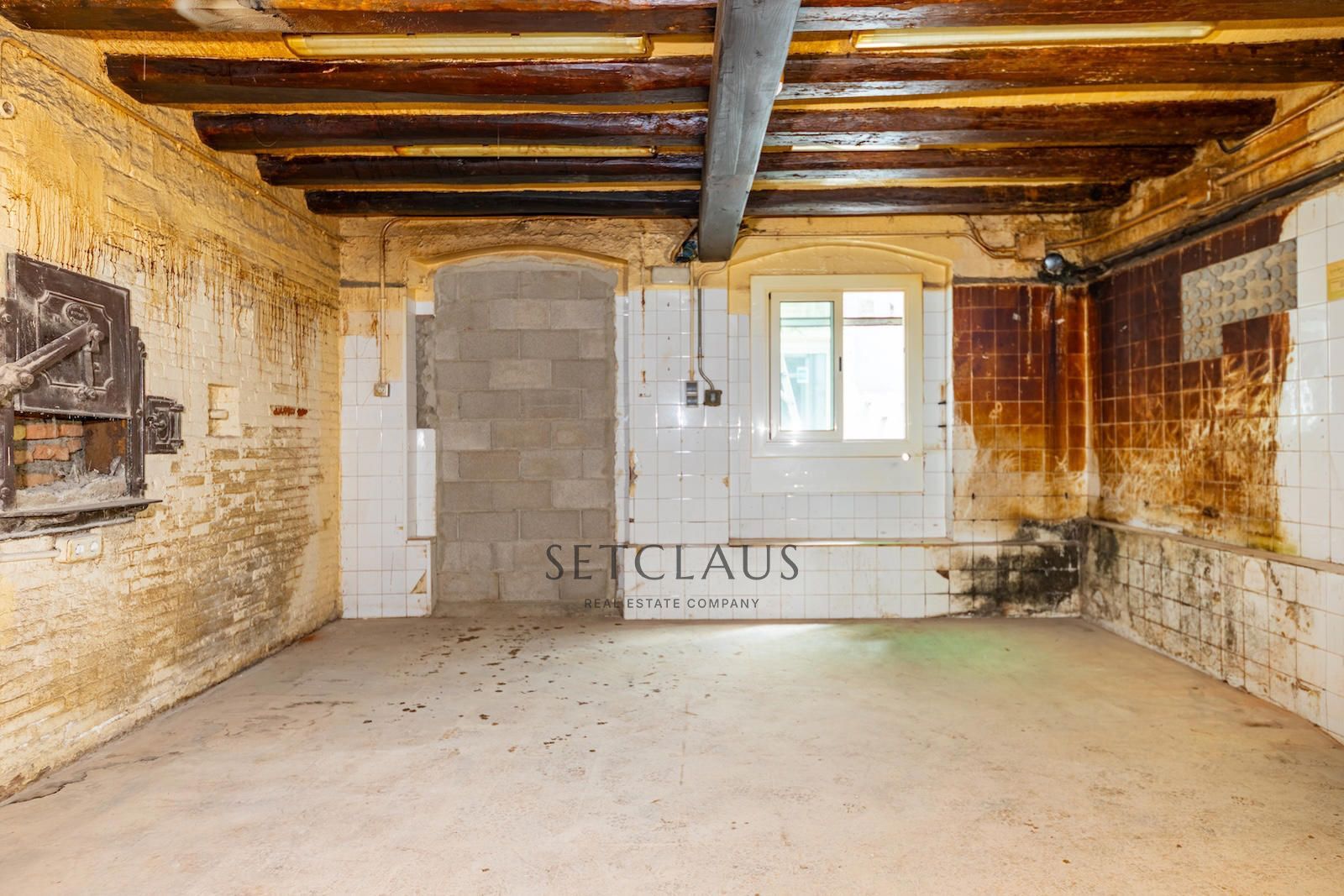 Comprar Local Comercial en el centro de Alella foto 5