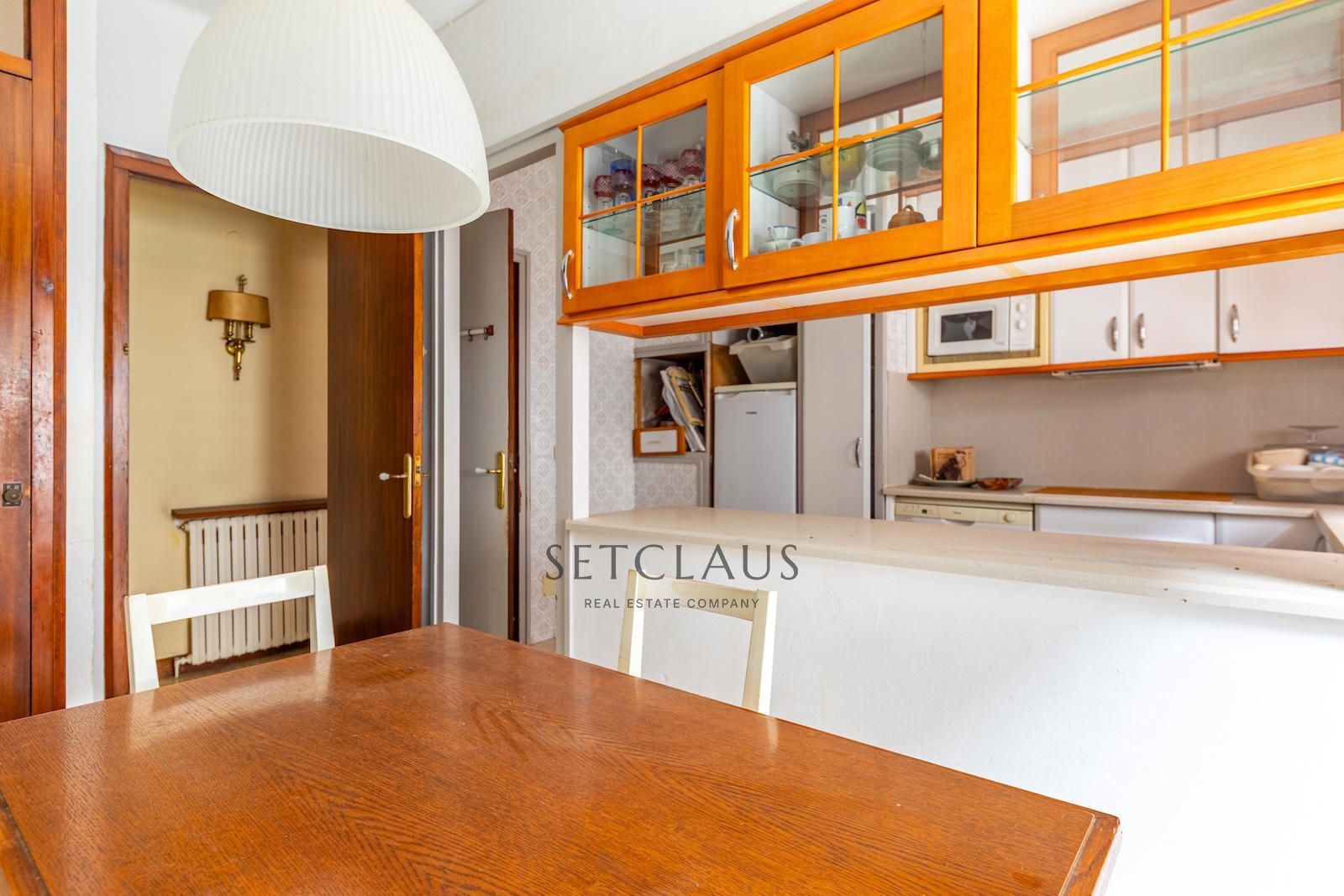 Inmueble Propiedad única en la Plaza del Ayuntamiento de Alella con dos terrazas privadas foto 14