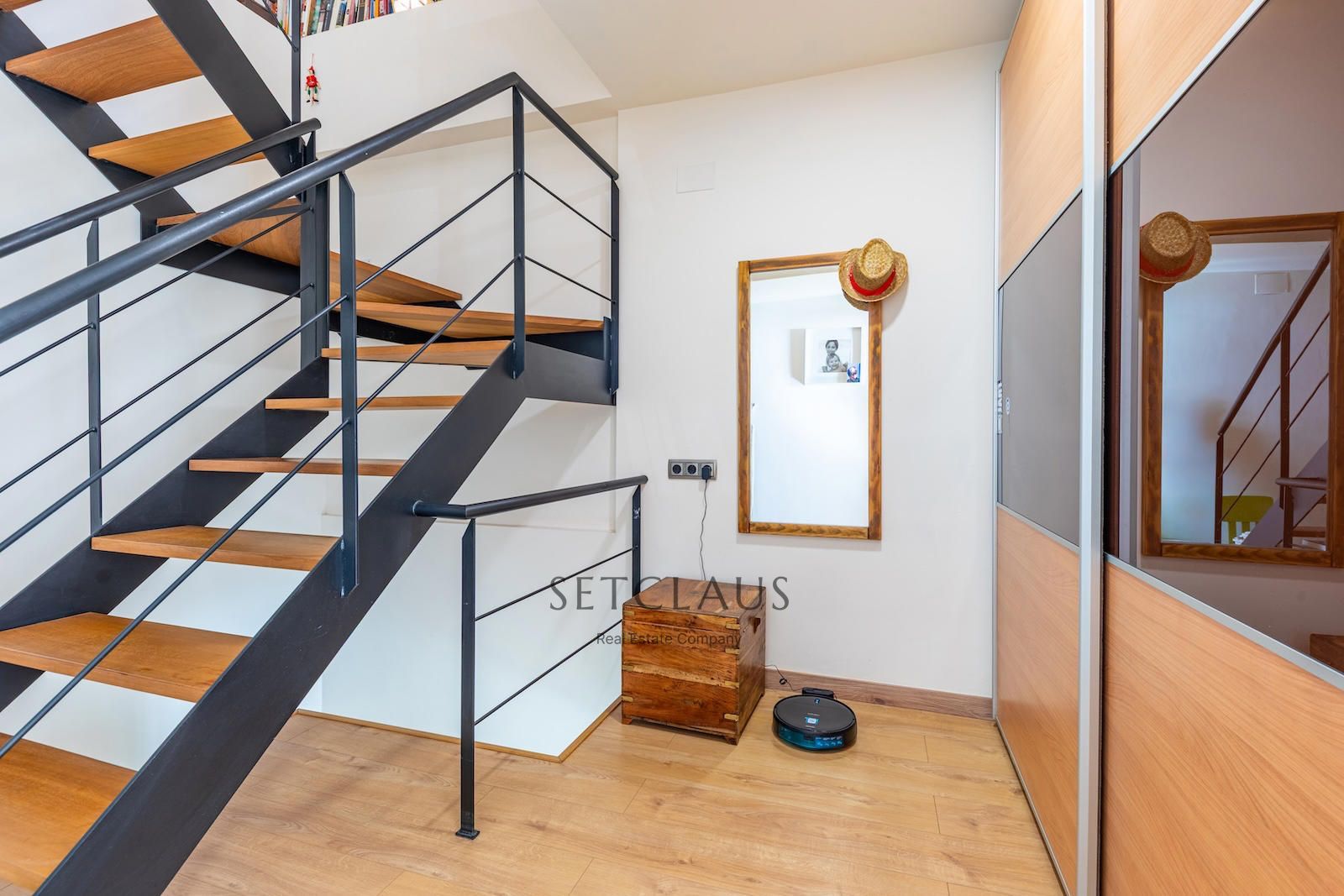 Comprar Adosada en primera línea de mar con vistas panorámicas y parking en El Masnou foto 30