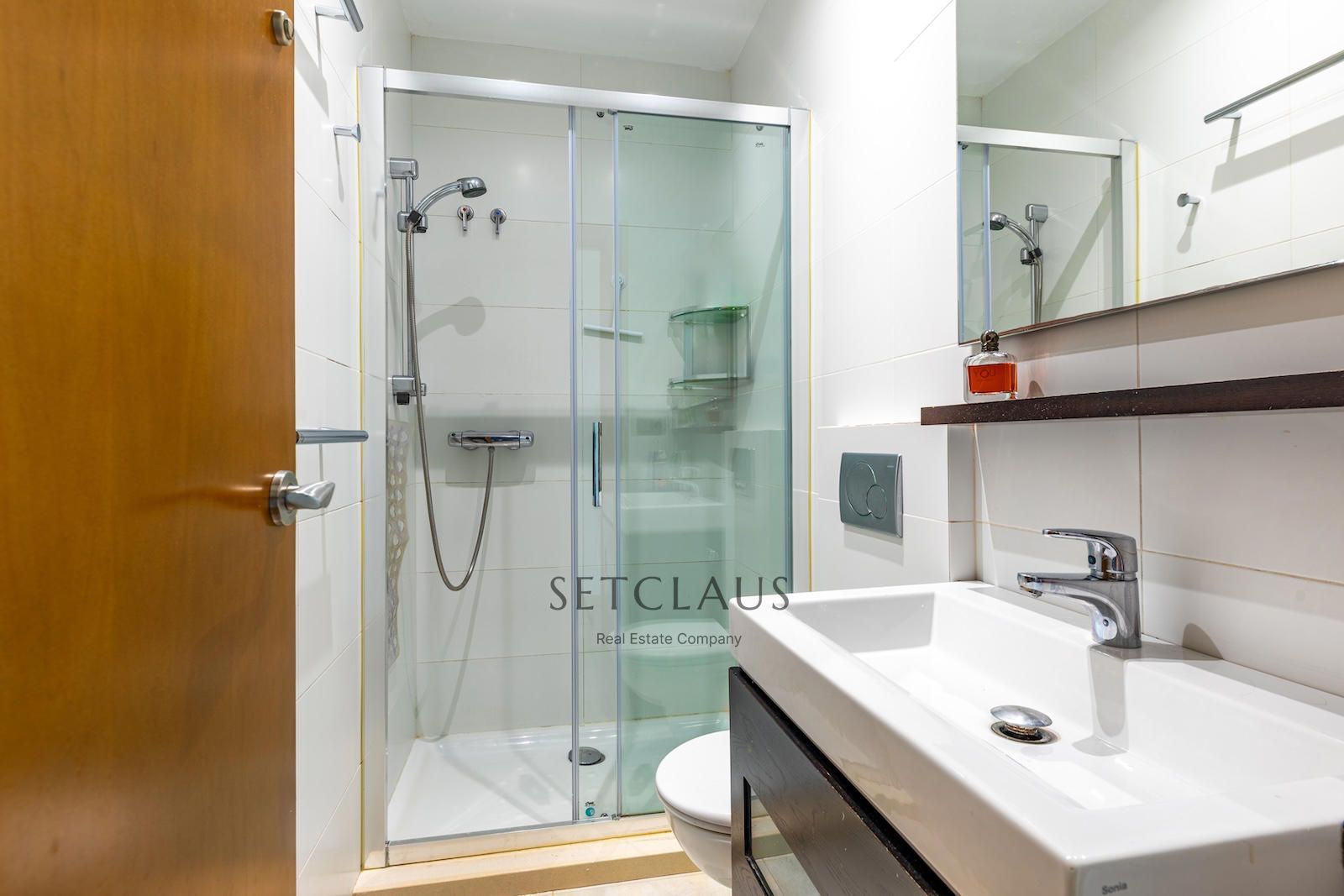 Comprar Adosada en primera línea de mar con vistas panorámicas y parking en El Masnou foto 36