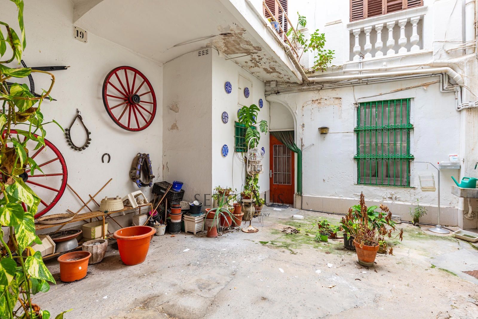 Comprar Primera línea de mar en El Masnou: 476 m² con vistas abiertas a Barcelona y Puerto foto 7