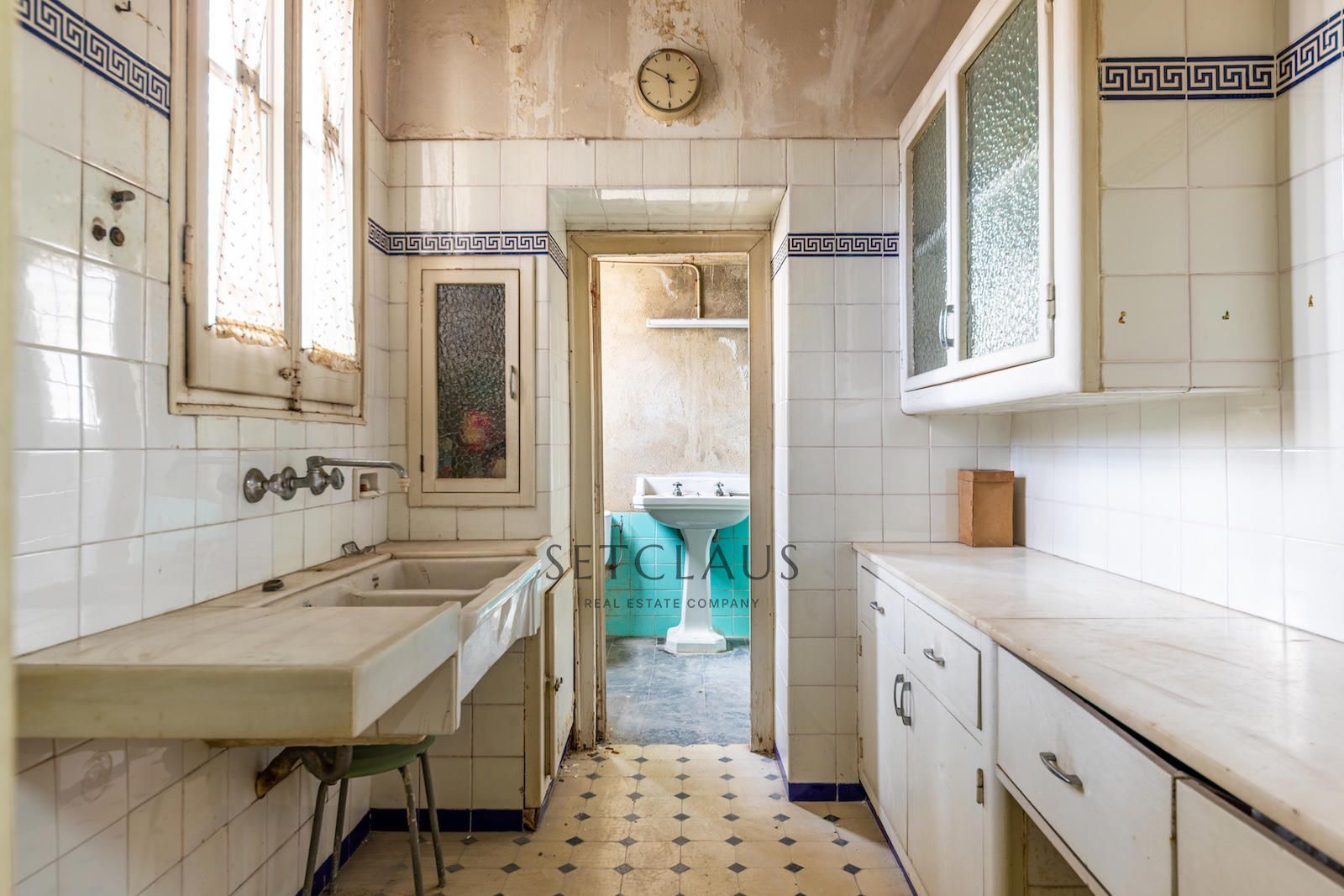 Comprar Primera línea de mar en El Masnou: 476 m² con vistas abiertas a Barcelona y Puerto foto 24