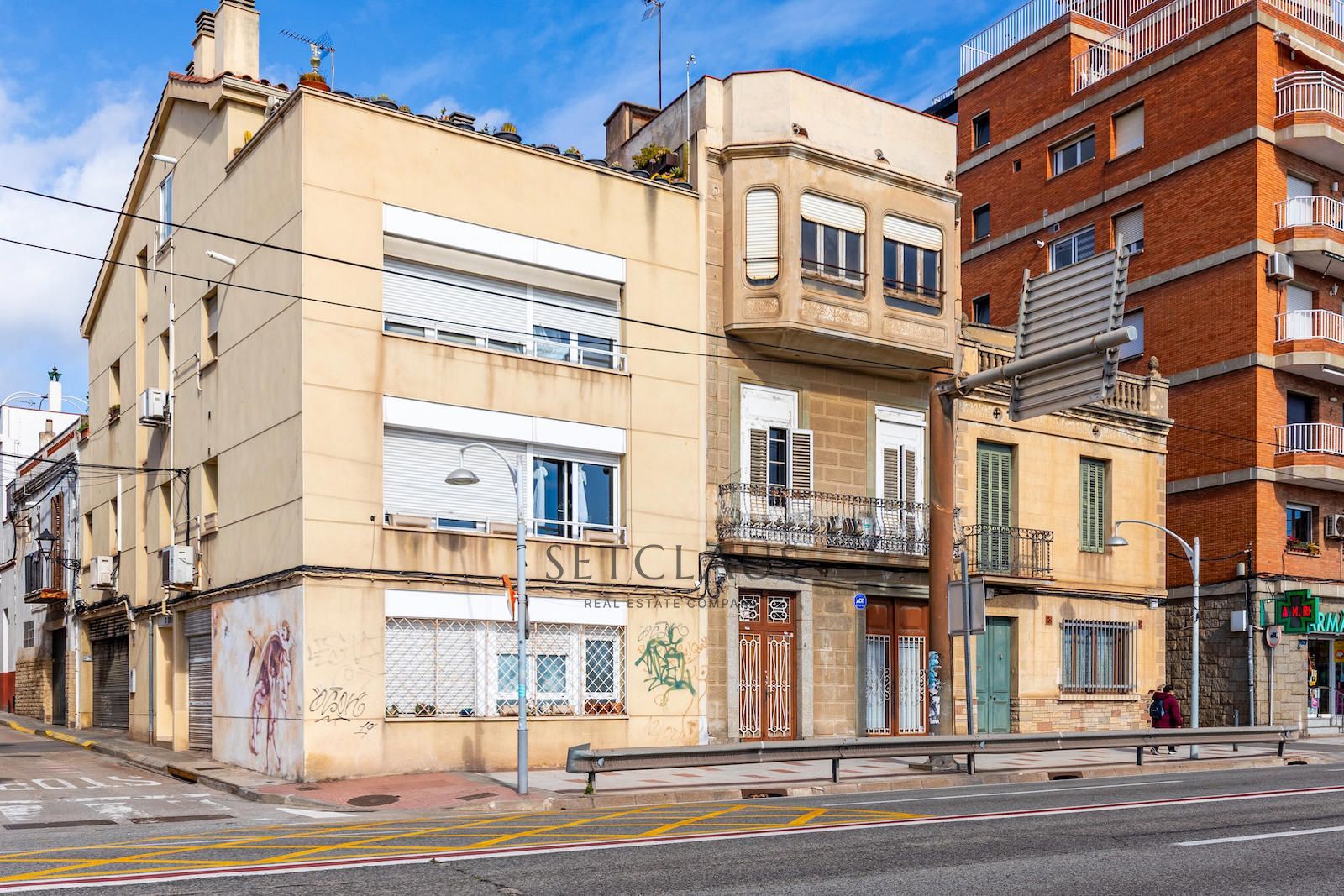 Comprar Primera línea de mar en El Masnou: 476 m² con vistas abiertas a Barcelona y Puerto foto 1