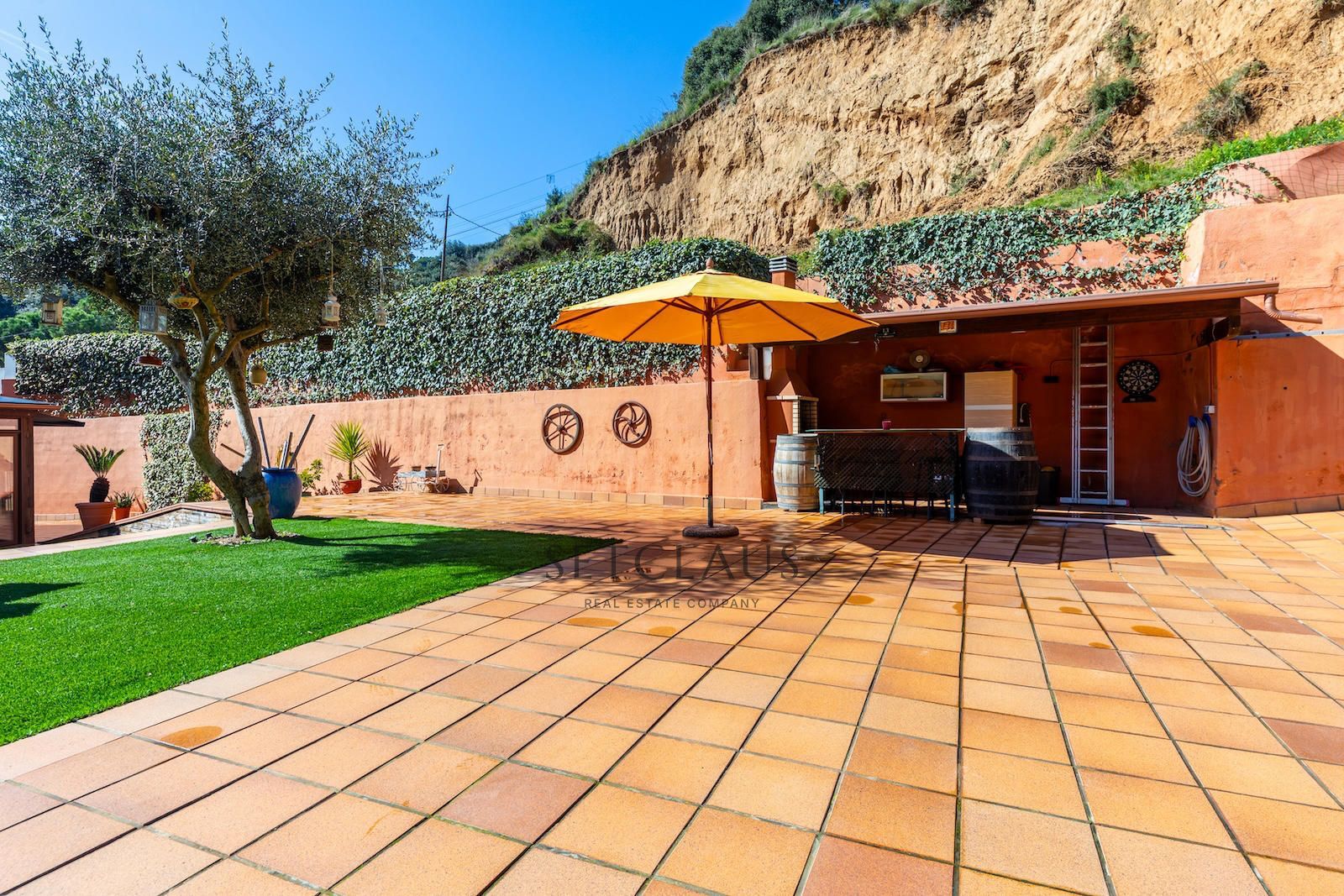 Inmueble Chalet independiente en urbanización Santa FE Teià. foto 11