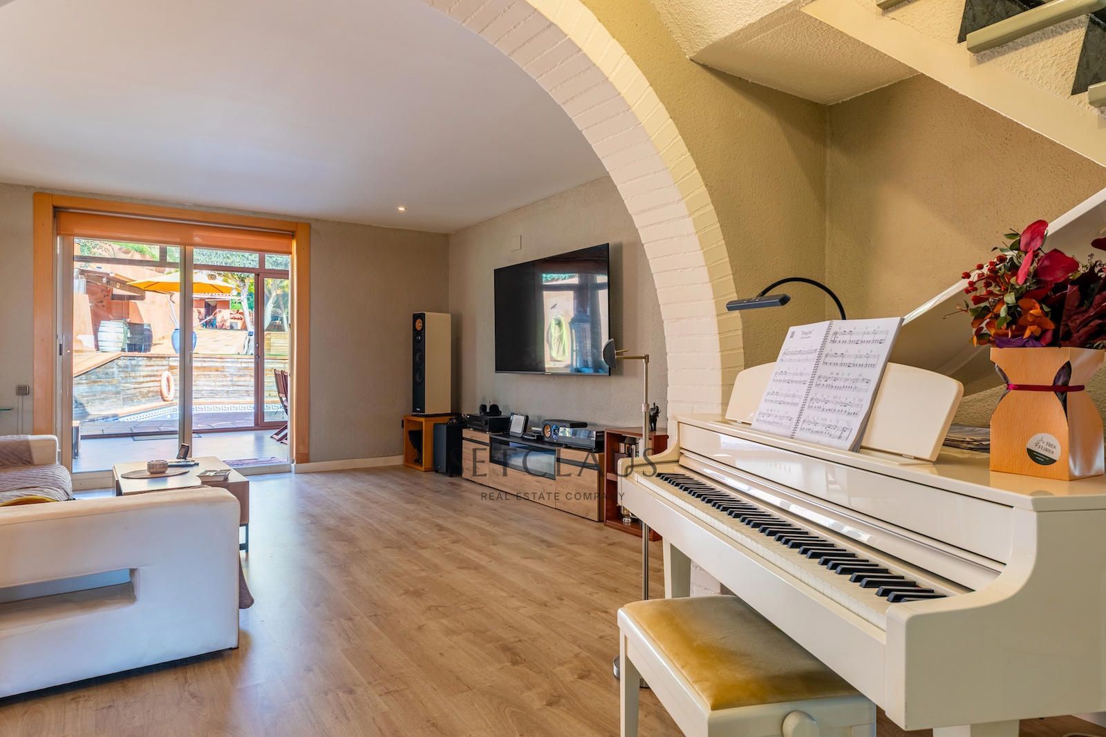 Inmueble Chalet independiente en urbanización Santa FE Teià. foto 16