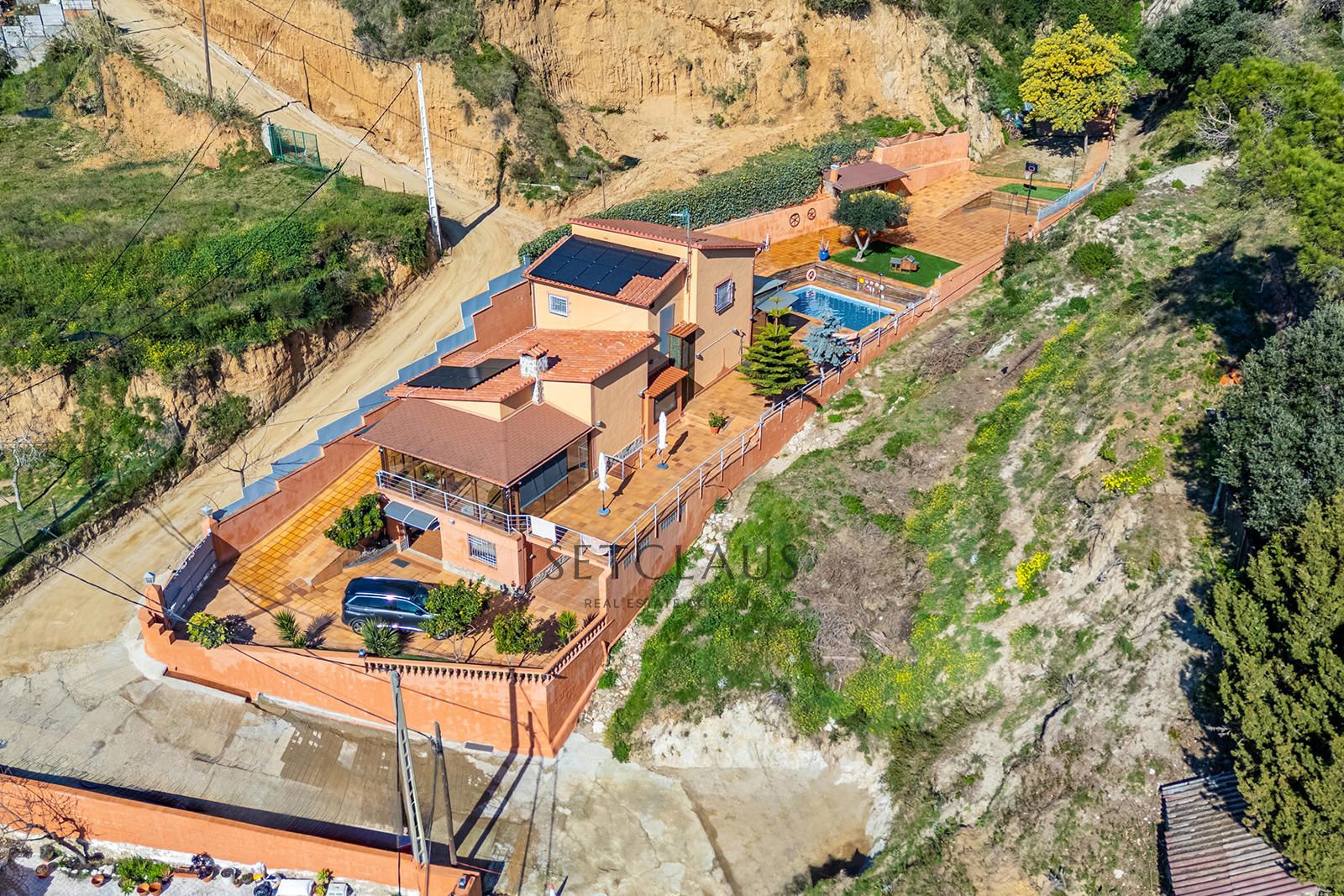 Inmueble Chalet independiente en urbanización Santa FE Teià. foto 37