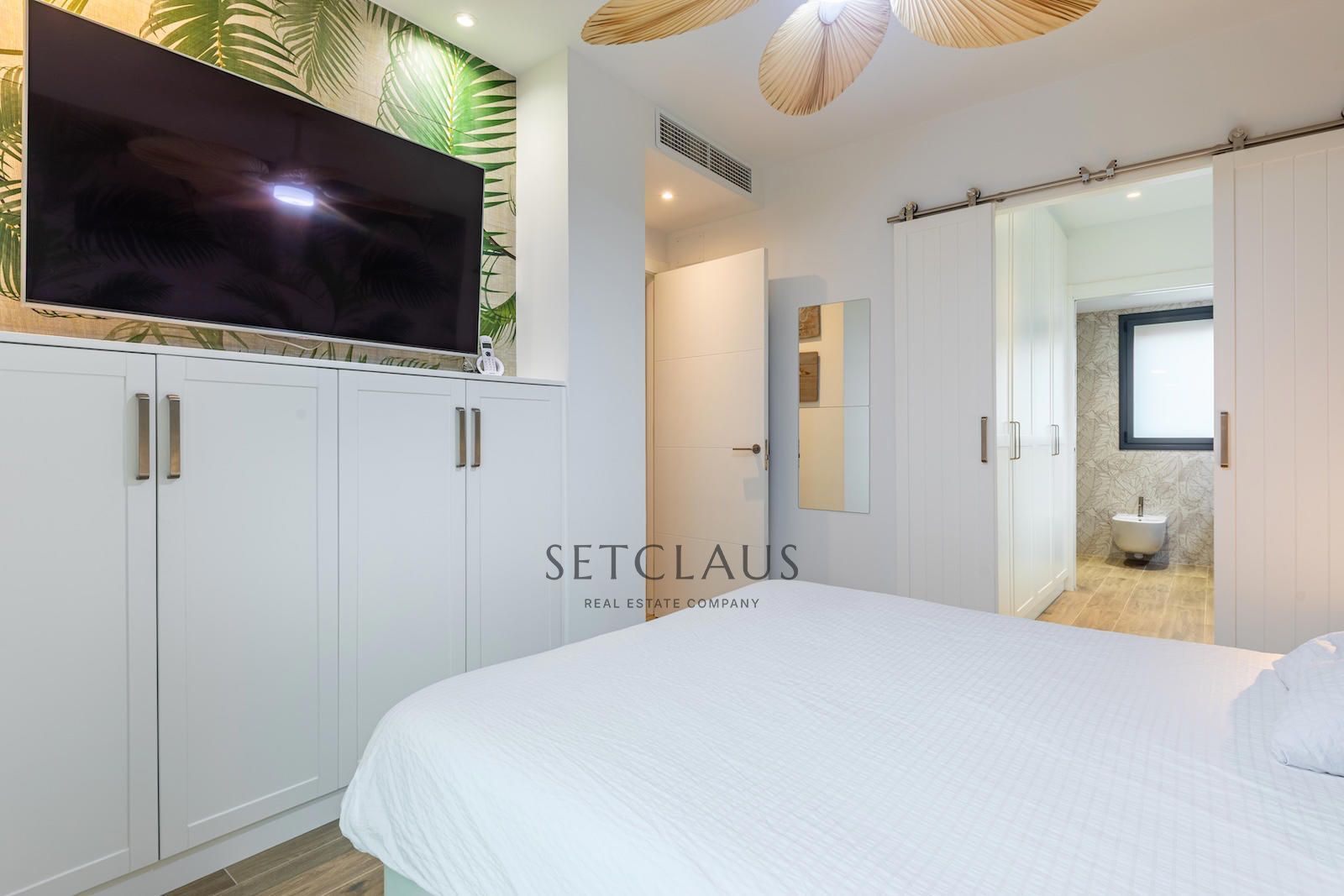 Comprar Impecable y moderno, con altas calidades y gran ubicación foto 39