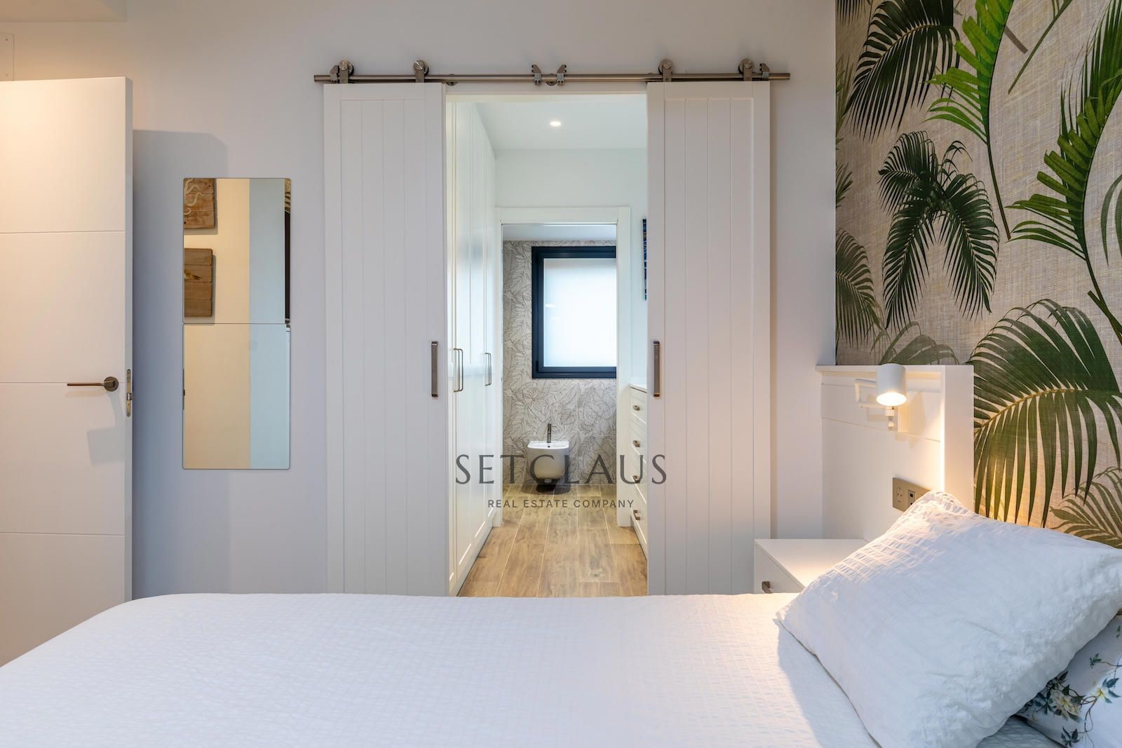 Comprar Impecable y moderno, con altas calidades y gran ubicación foto 40