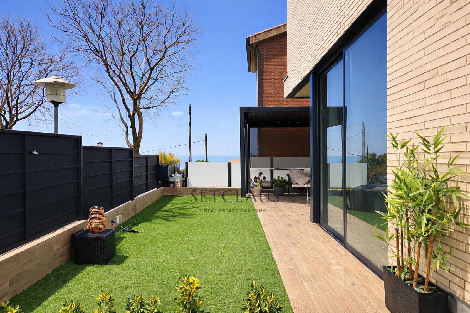 Comprar Impecable y moderno, con altas calidades y gran ubicación foto 2