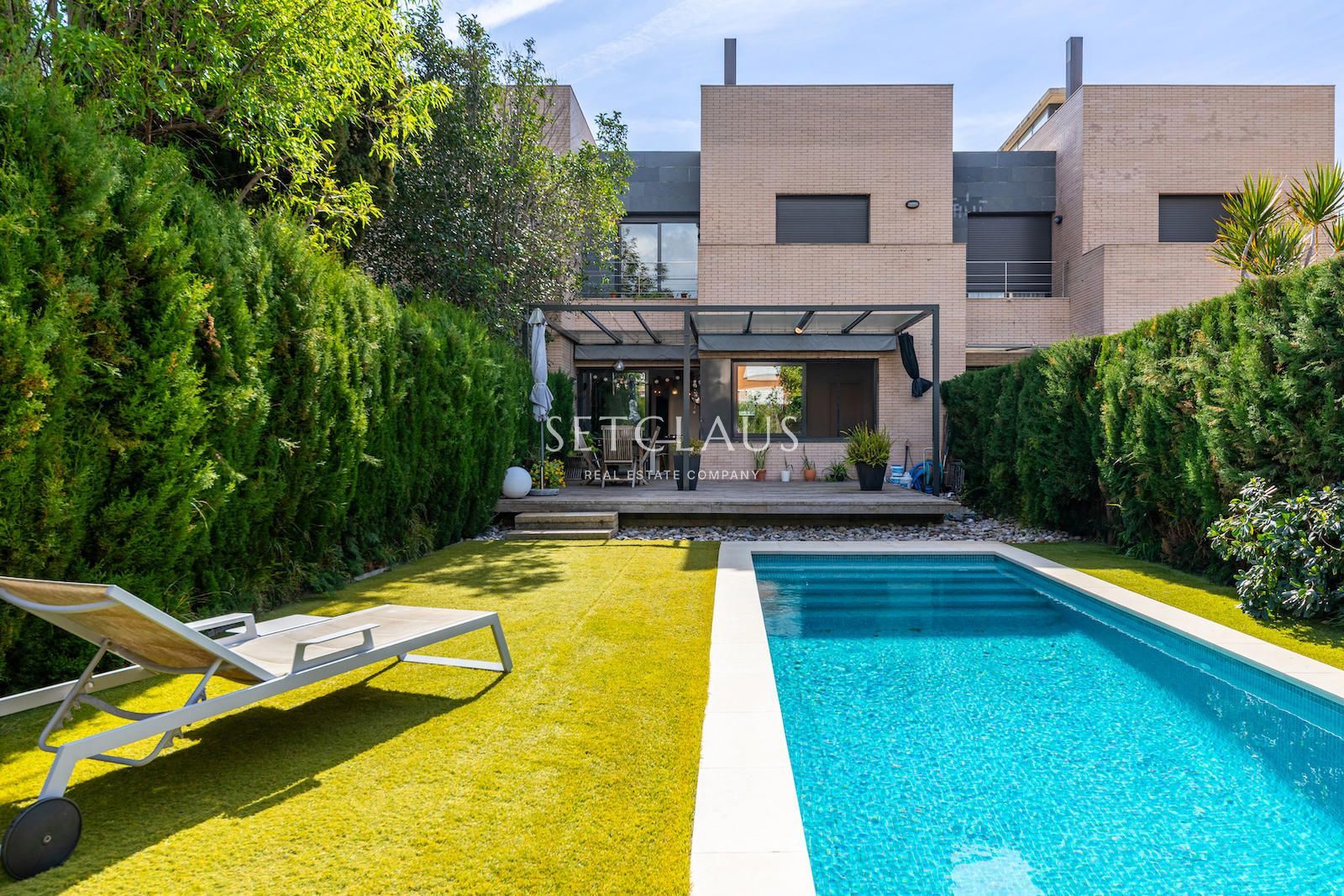 Inmueble Adosado ideal cerca del puerto y servicios foto 2