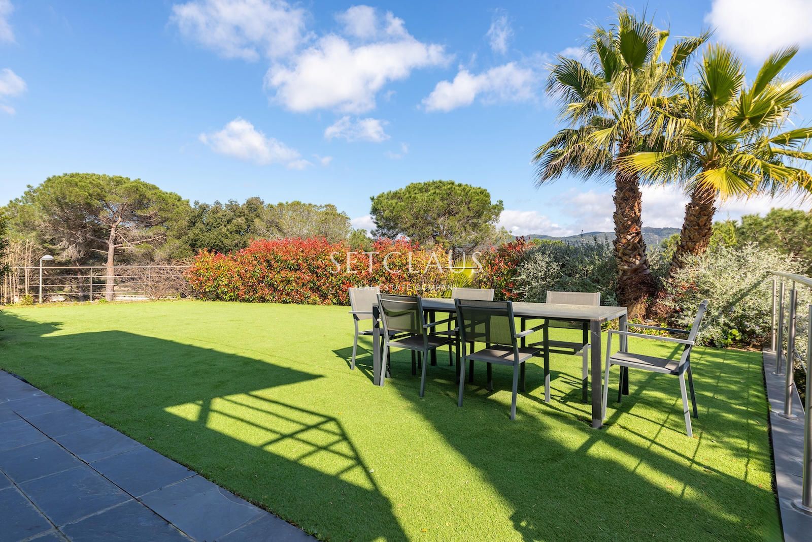 Comprar Diseño, luz y exclusividad: villa moderna con piscina y amplios espacios foto 8