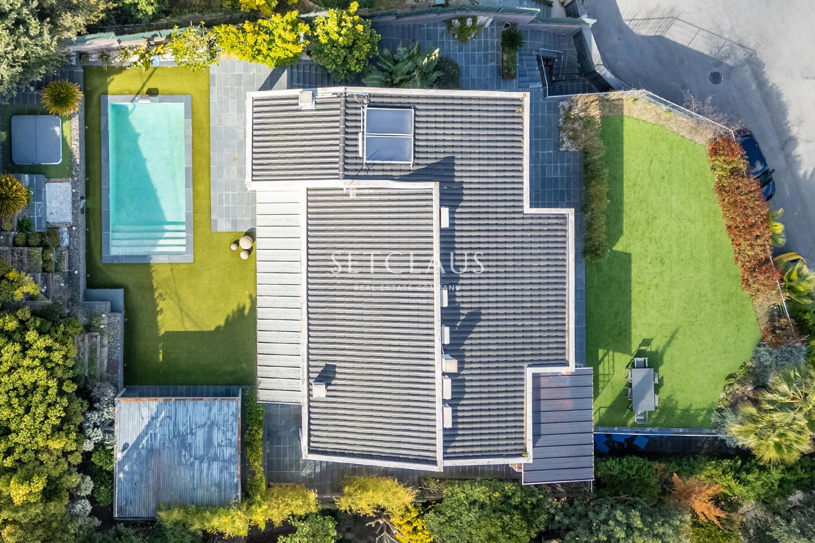 Comprar Diseño, luz y exclusividad: villa moderna con piscina y amplios espacios foto 3