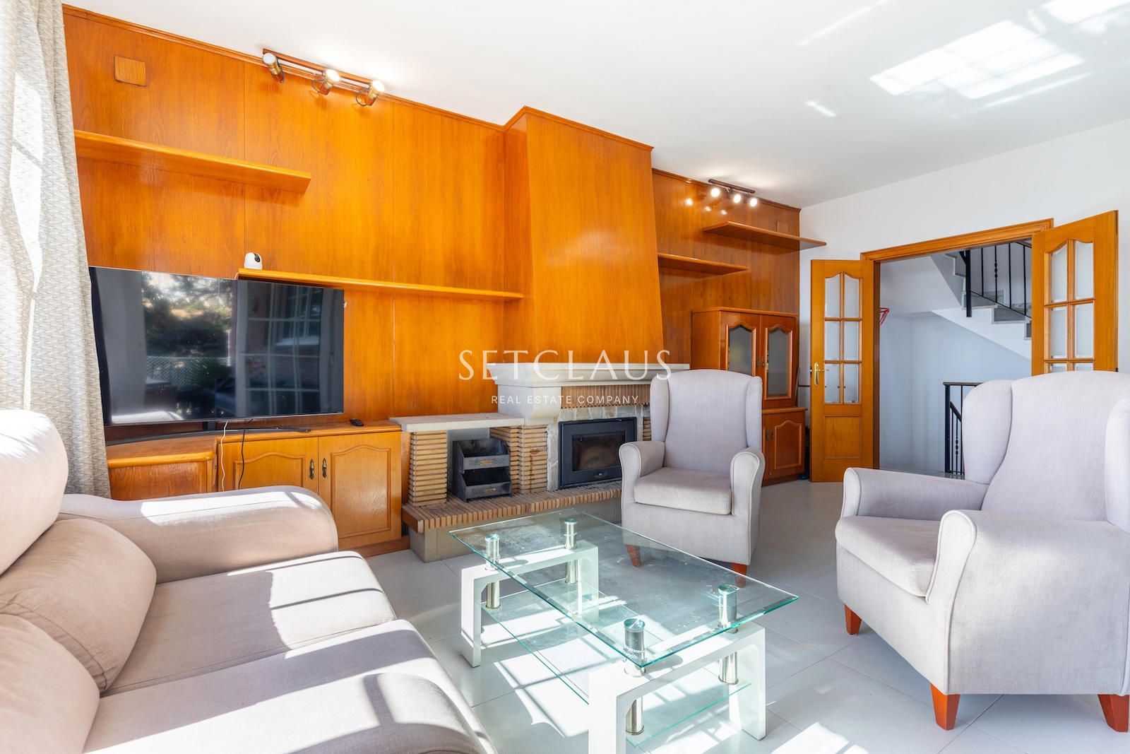 Comprar Chalet independiente con espectaculares vistas panorámicas al mar en Alella foto 12