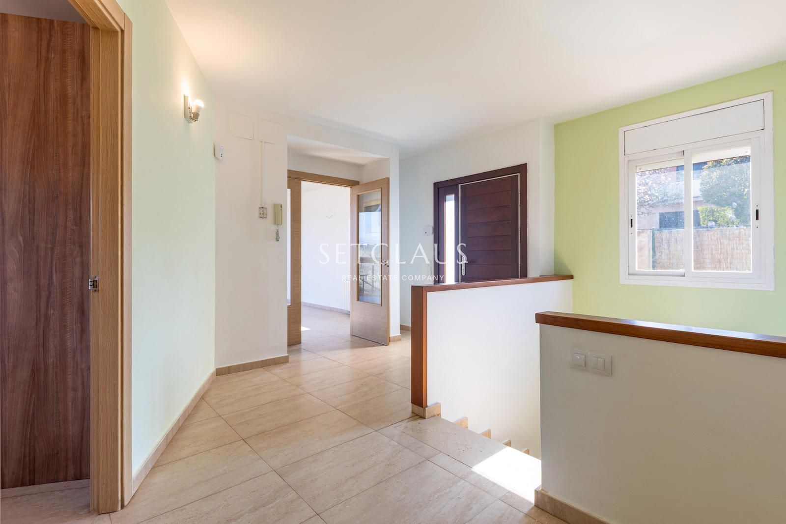 Comprar Chalet independiente en una sola planta y con mucha luz. foto 16