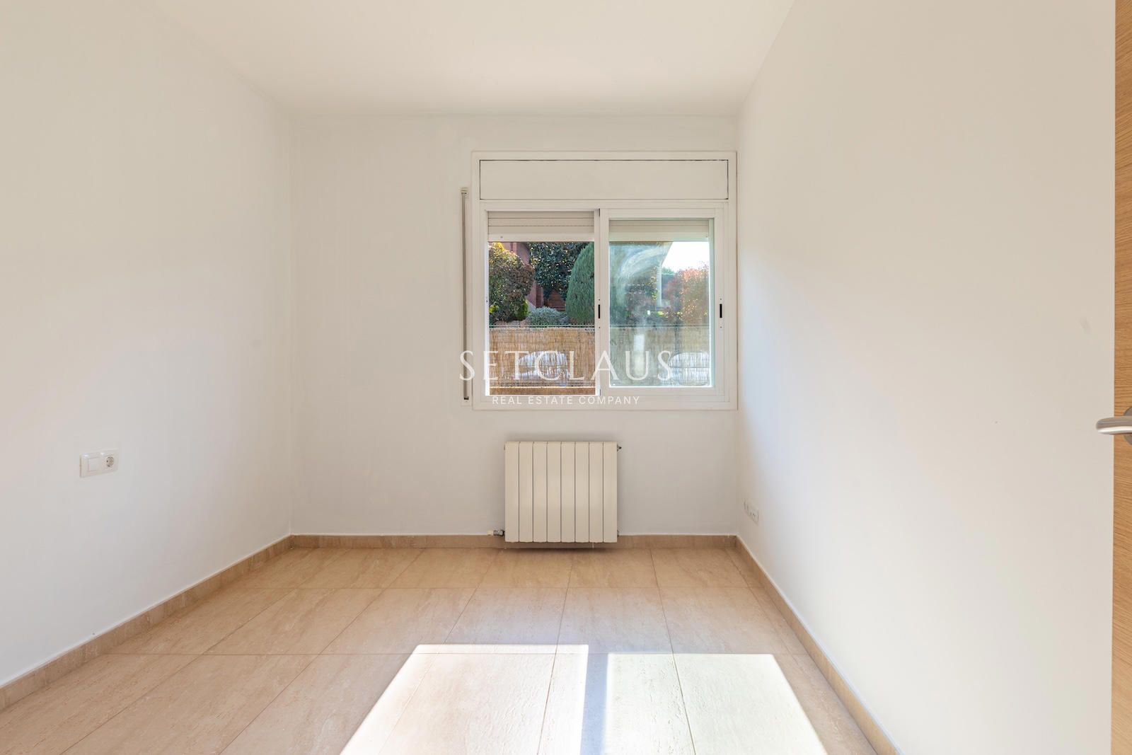 Comprar Chalet independiente en una sola planta y con mucha luz. foto 22