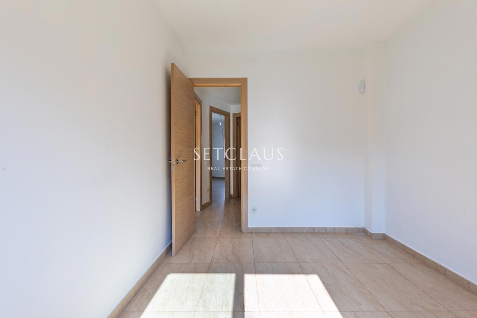 Comprar Chalet independiente en una sola planta y con mucha luz. foto 24