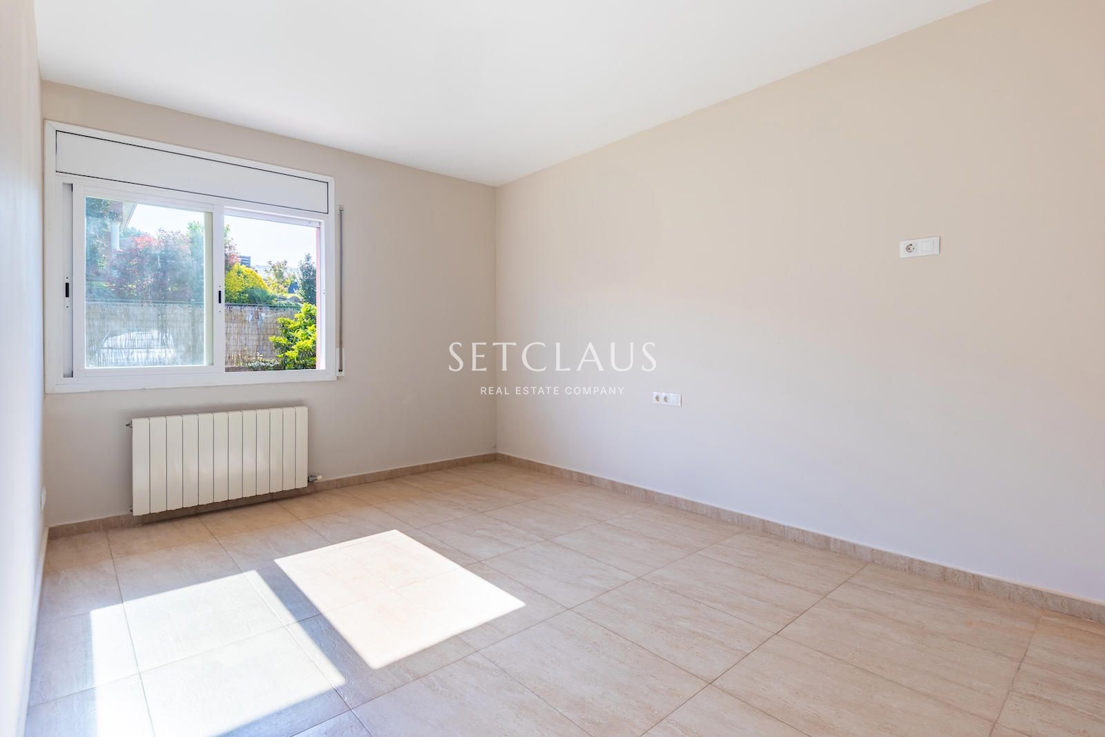 Comprar Chalet independiente en una sola planta y con mucha luz. foto 25