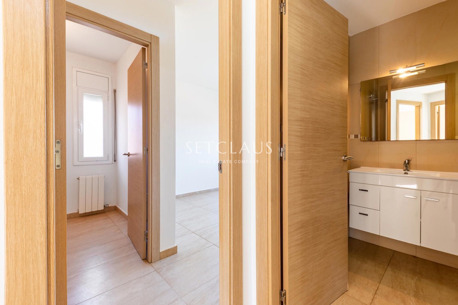 Comprar Chalet independiente en una sola planta y con mucha luz. foto 28