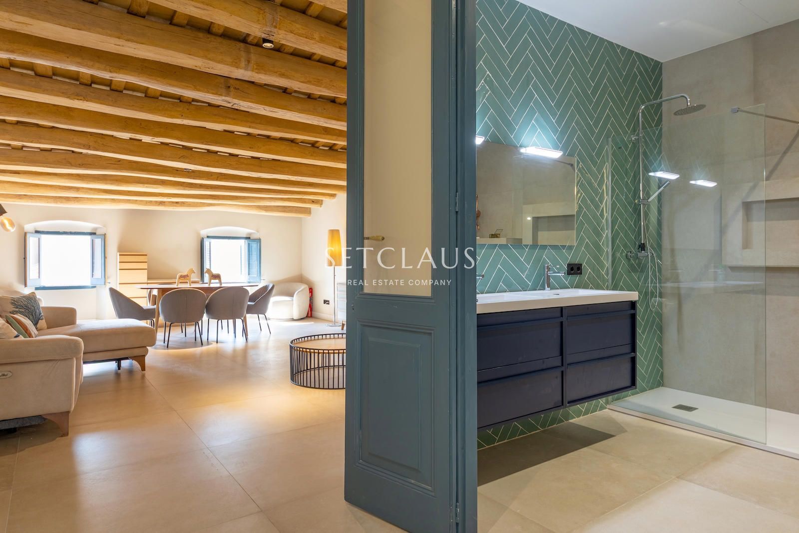 Comprar Espectacular casa de pueblo reformada en el centro de El Masnou foto 40