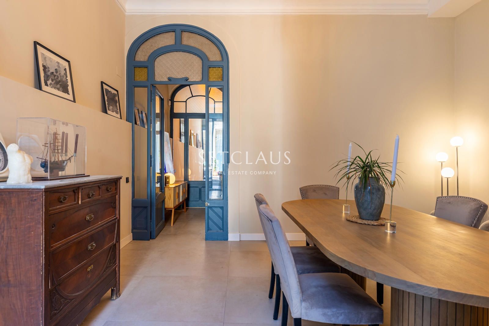 Comprar Espectacular casa de pueblo reformada en el centro de El Masnou foto 24