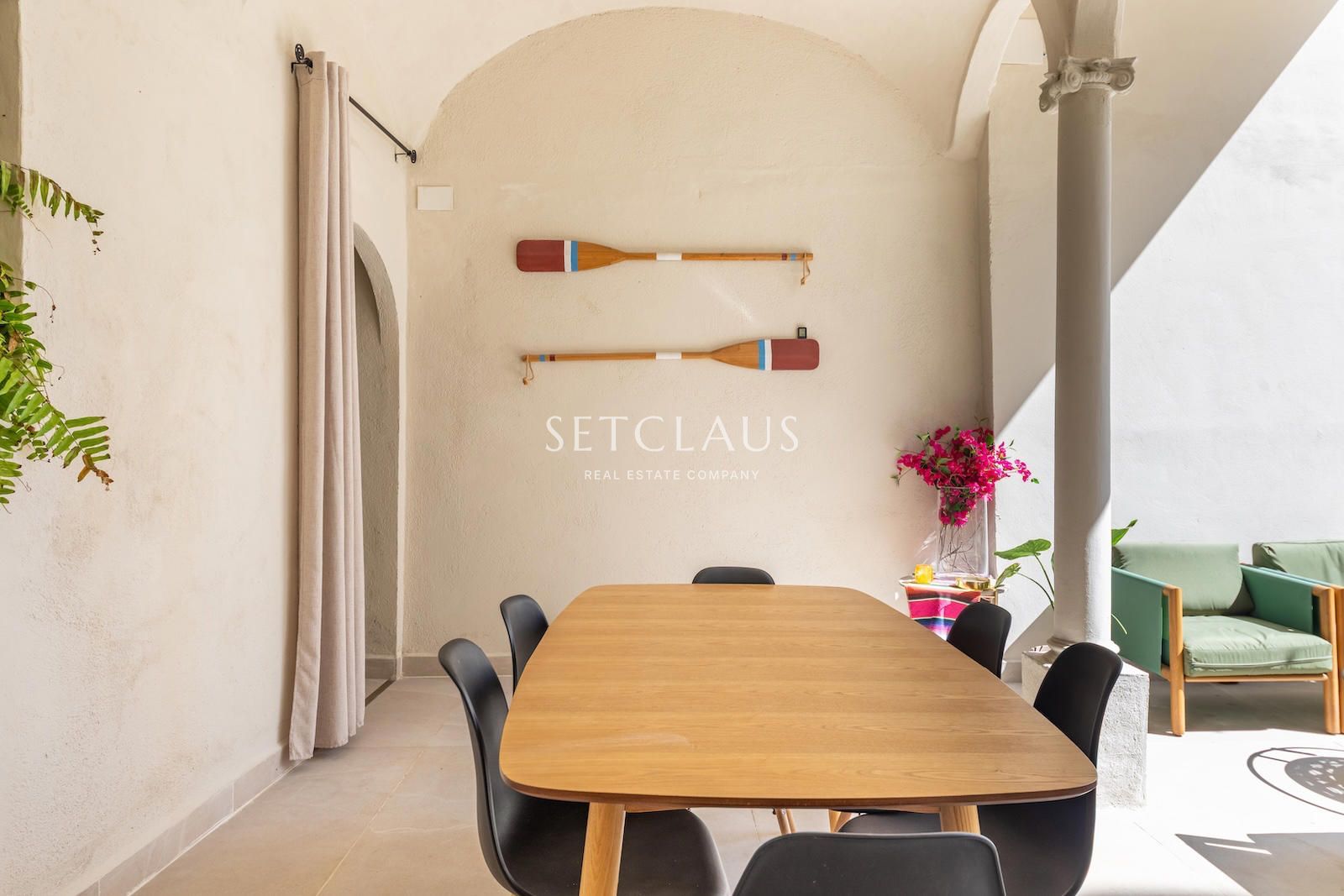 Comprar Espectacular casa de pueblo reformada en el centro de El Masnou foto 8