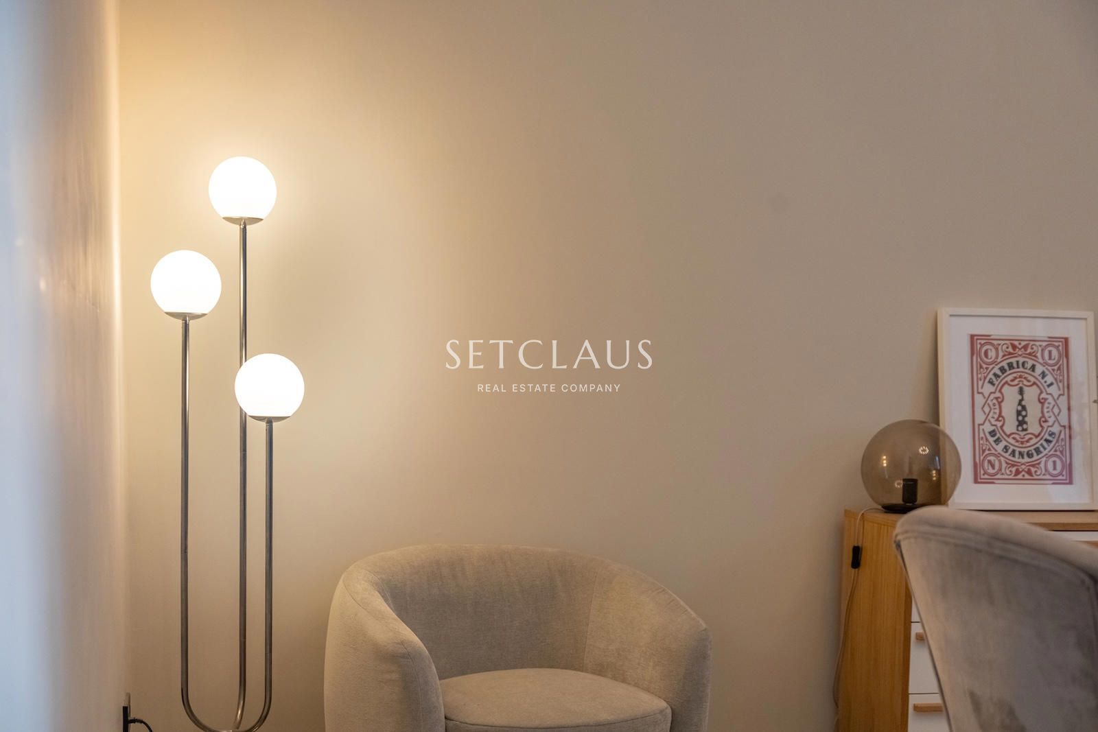 Comprar Espectacular casa de pueblo reformada en el centro de El Masnou foto 26