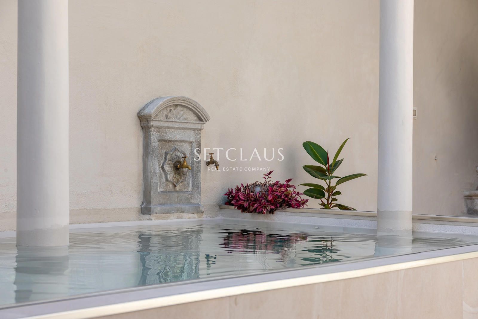 Comprar Espectacular casa de pueblo reformada en el centro de El Masnou foto 3