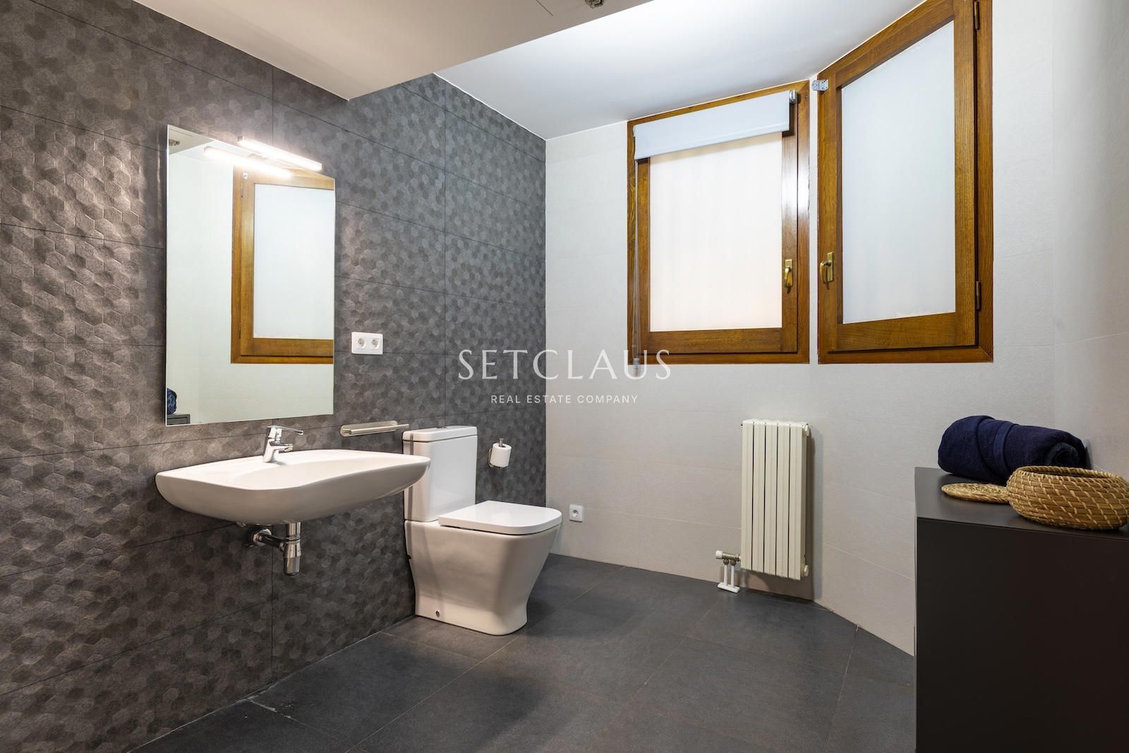 Comprar Xalet amb àmplia parcel·la foto 27