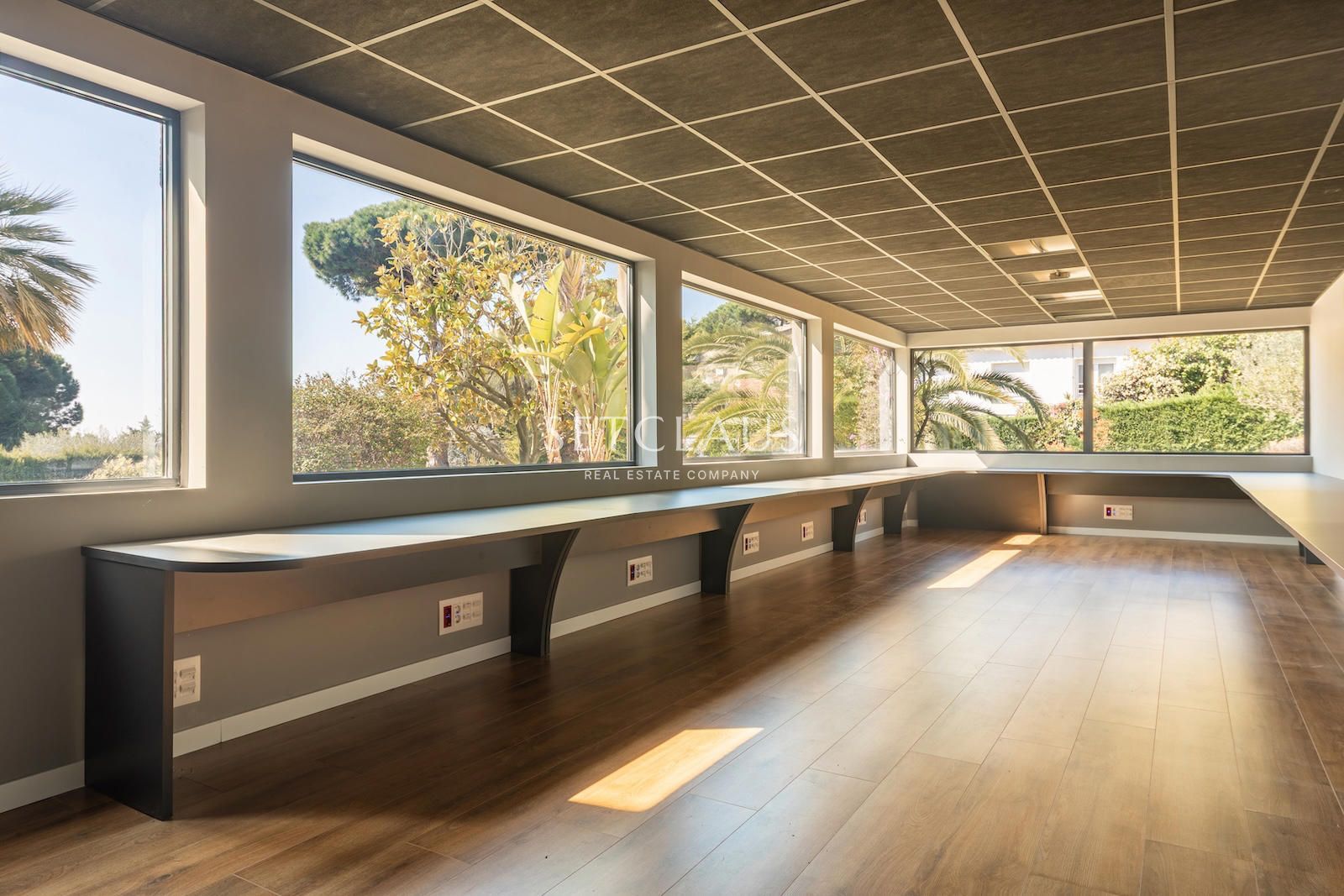 Comprar Xalet amb àmplia parcel·la foto 34
