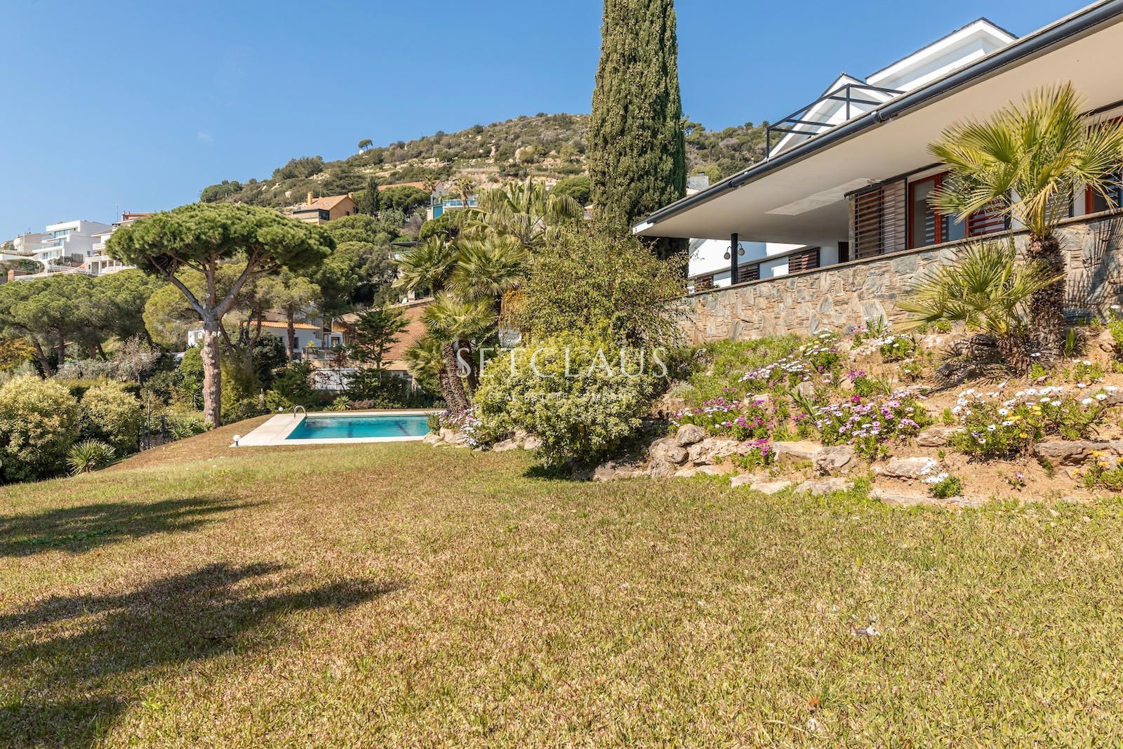 Comprar Xalet amb àmplia parcel·la foto 11