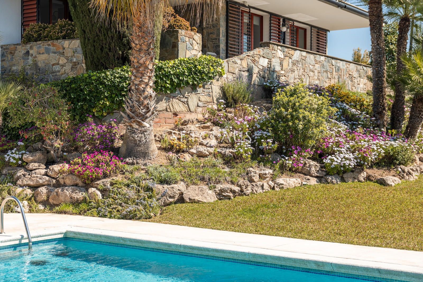 Comprar Xalet amb àmplia parcel·la foto 41