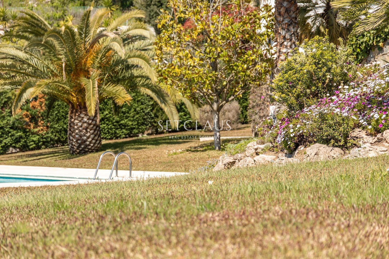 Comprar Xalet amb àmplia parcel·la foto 42