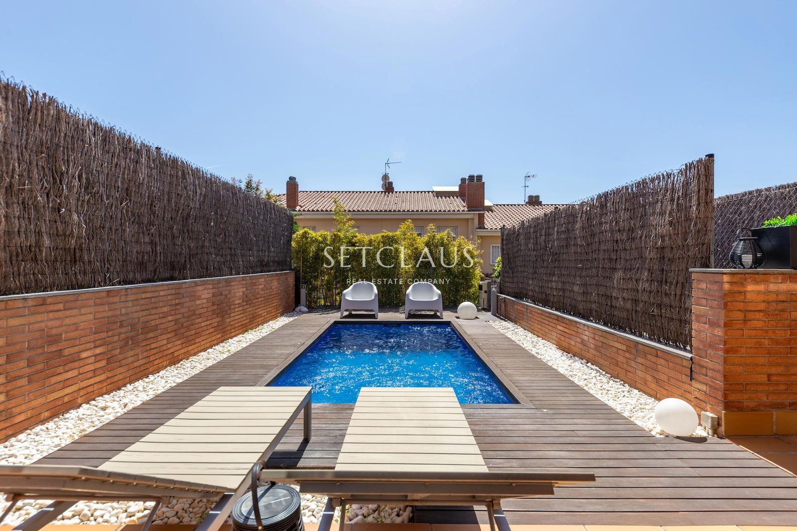 Inmueble Centrico Chalet adosado con jardin, piscina privada, y vistas al mar foto 6